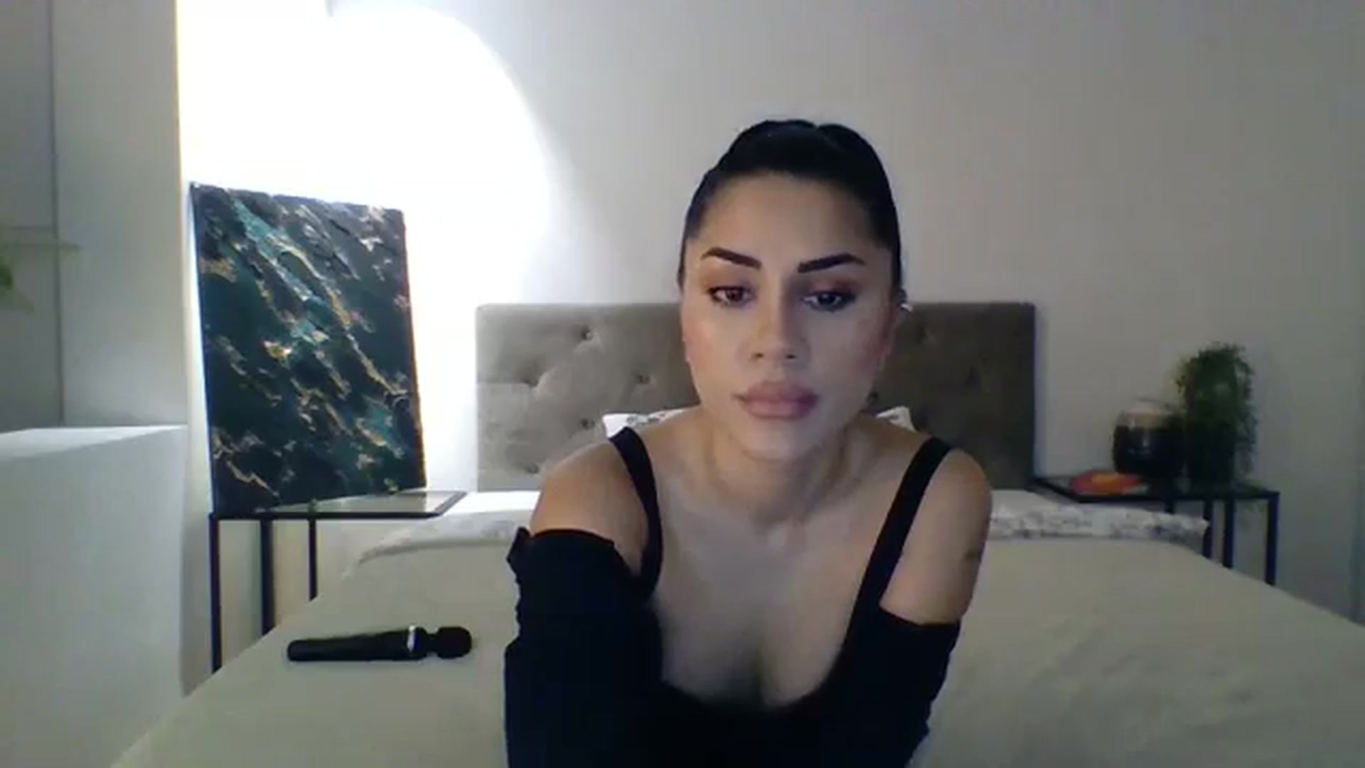 Gallery image thumbnail from ItsMe's myfreecams stream on, 11/16/2023, 10:45 image 5 of 20