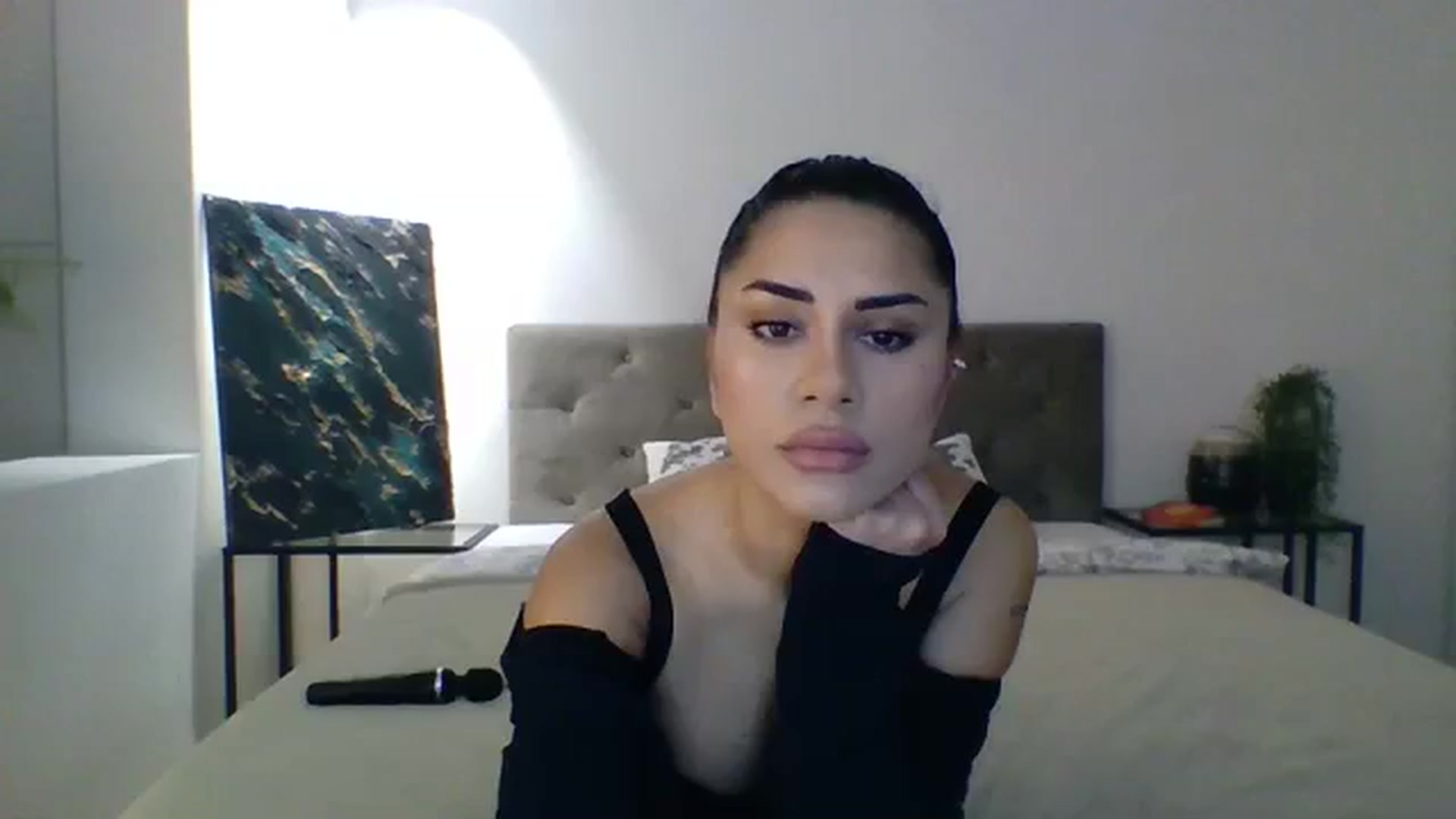 Gallery image thumbnail from ItsMe's myfreecams stream on, 11/16/2023, 10:45 image 4 of 20