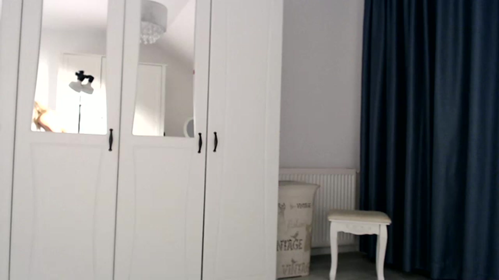 Gallery image thumbnail from ItsMe_Ila's myfreecams stream on, 08/12/2023, 22:49 image 8 of 20