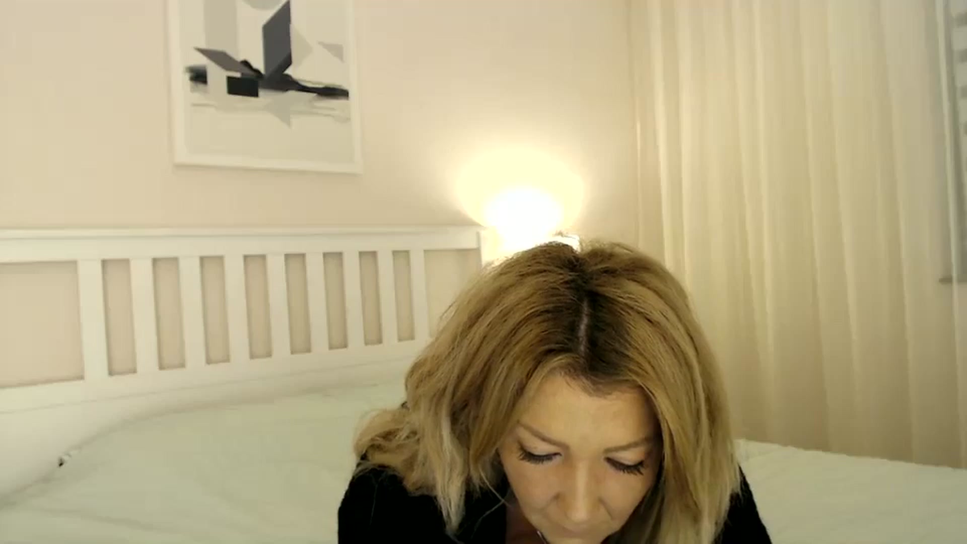 Gallery image thumbnail from ItsMe_Ila's myfreecams stream on, 10/06/2024, 18:59 image 3 of 20