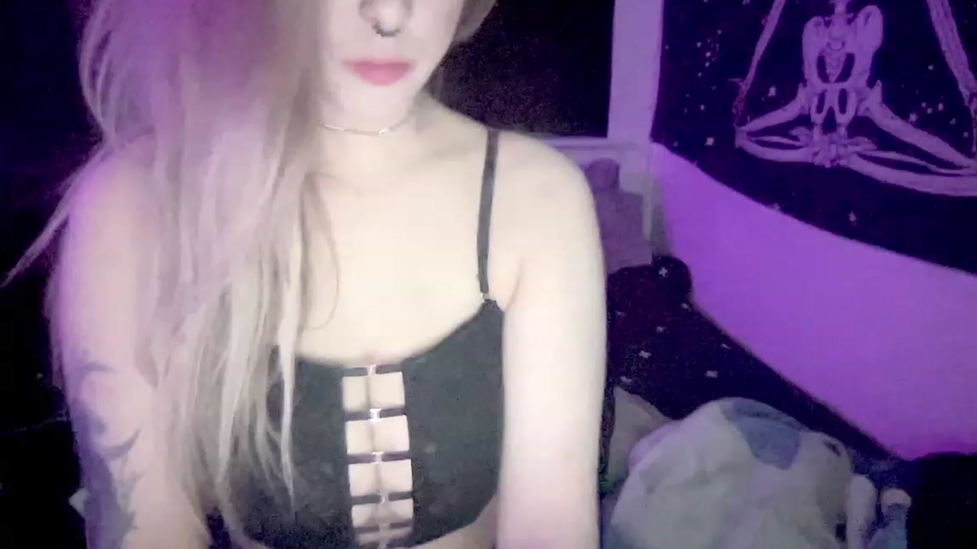Gallery image thumbnail from ItsRavenRoses's myfreecams stream on, 02/10/2023, 07:31 image 1 of 20