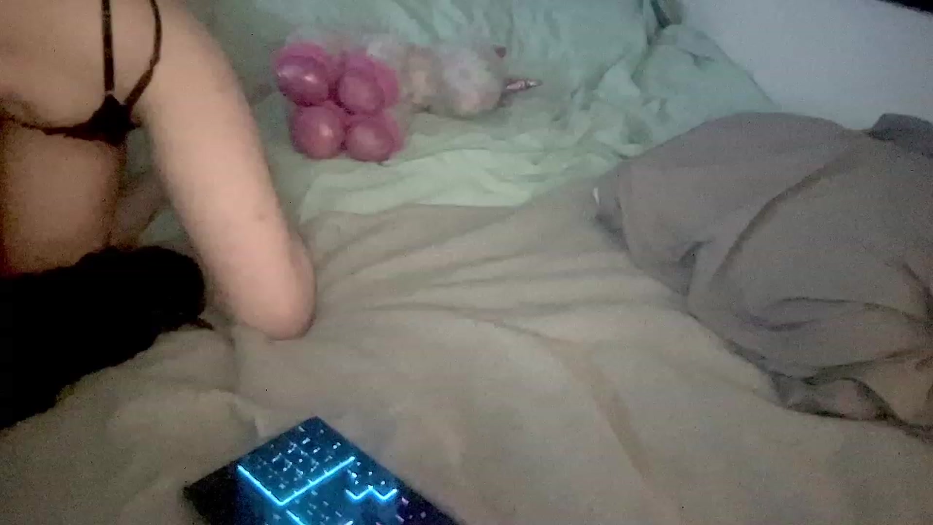 Gallery image thumbnail from ItsRavenRoses's myfreecams stream on, 03/17/2023, 12:04 image 6 of 20