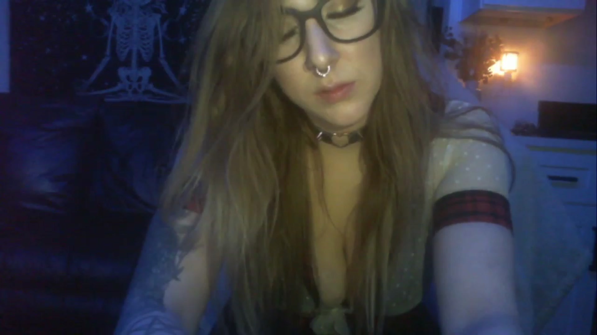 Gallery image thumbnail from ItsRavenRoses's myfreecams stream on, 03/30/2023, 08:54 image 3 of 20