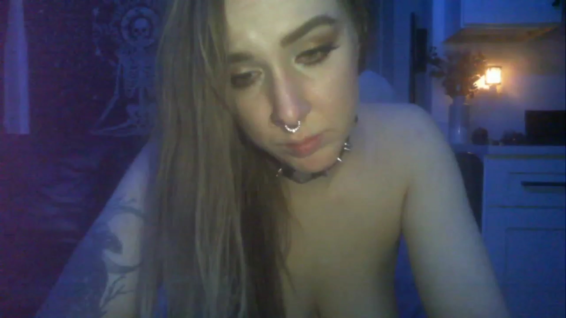 Gallery image thumbnail from ItsRavenRoses's myfreecams stream on, 03/30/2023, 10:42 image 15 of 20