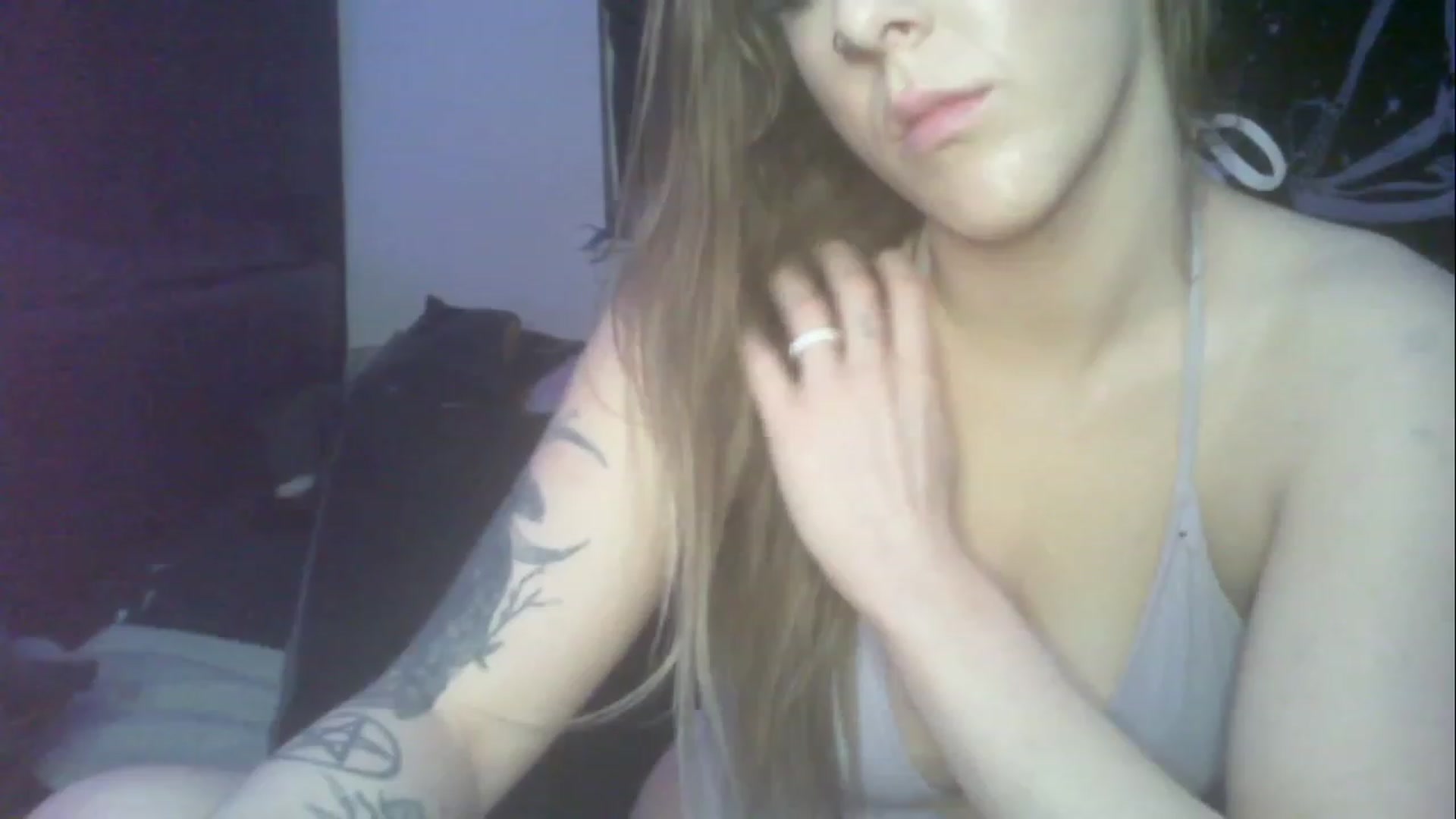 Gallery image thumbnail from ItsRavenRoses's myfreecams stream on, 04/12/2023, 12:38 image 20 of 20