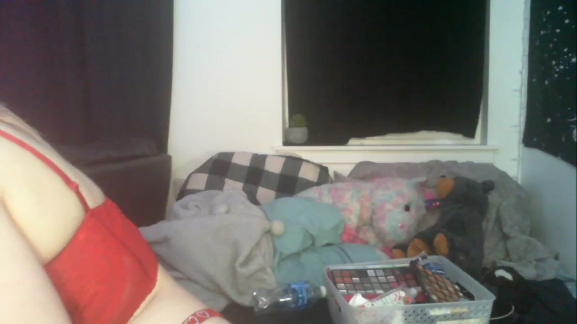 Gallery image thumbnail from ItsRavenRoses's myfreecams stream on, 05/02/2023, 07:52 image 19 of 20