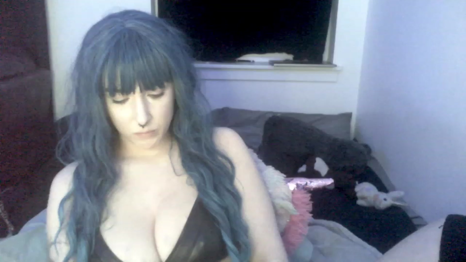 Gallery image thumbnail from ItsRavenRoses's myfreecams stream on, 07/03/2023, 09:03 image 17 of 20