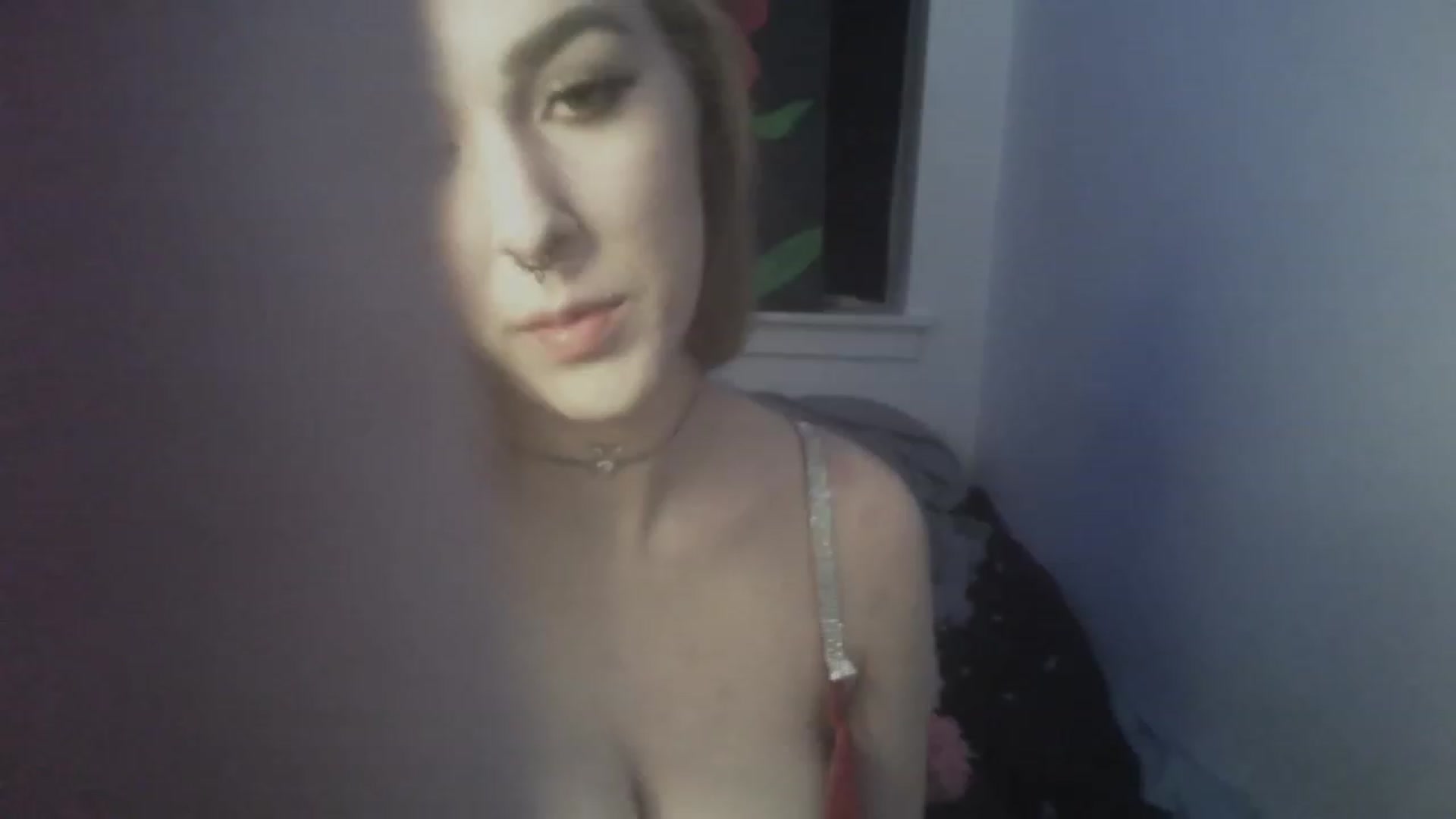 Gallery image thumbnail from ItsRavenRoses's myfreecams stream on, 07/07/2023, 10:10 image 13 of 20