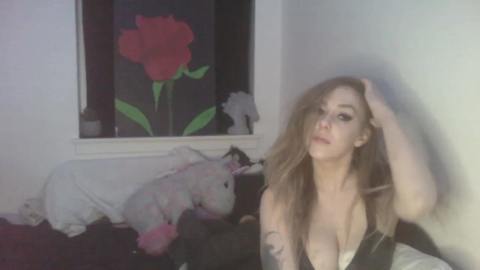 Gallery image thumbnail from ItsRavenRoses's myfreecams stream on, 07/11/2023, 10:28 image 12 of 20