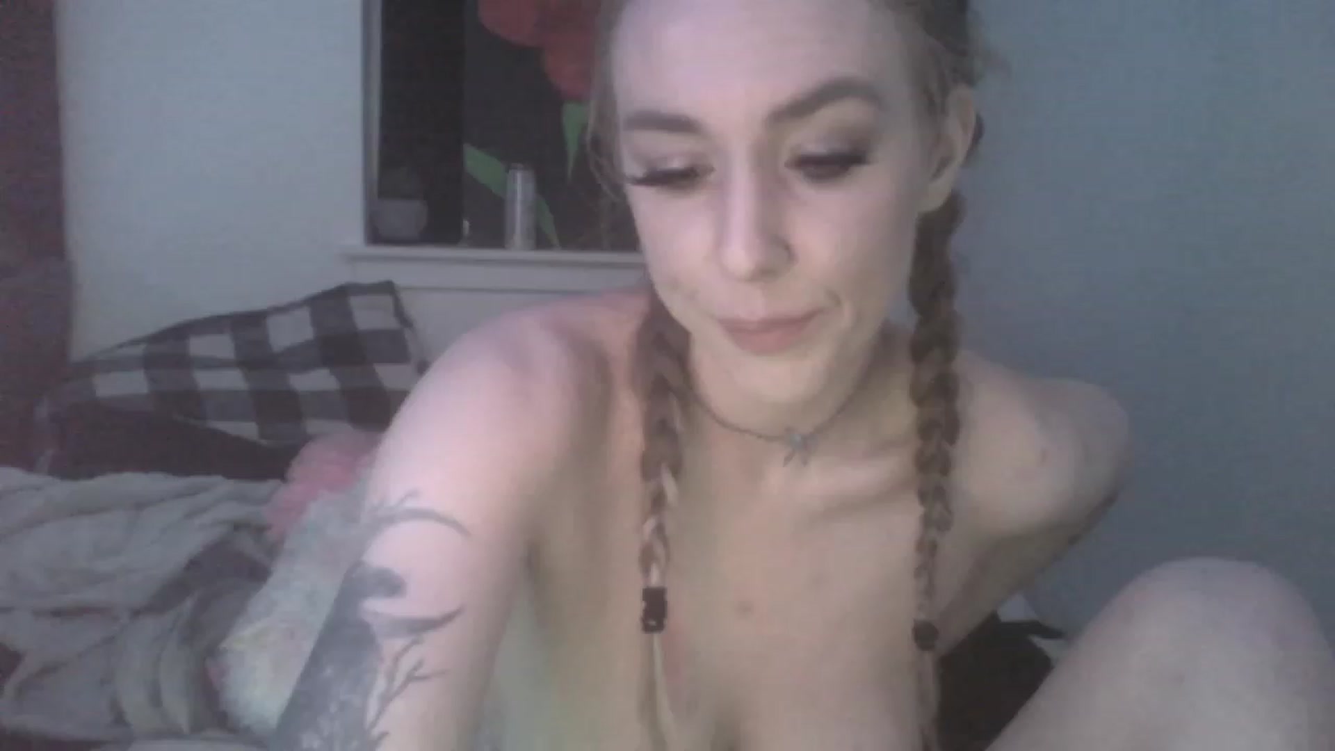 Gallery image thumbnail from ItsRavenRoses's myfreecams stream on, 07/25/2023, 11:36 image 14 of 20