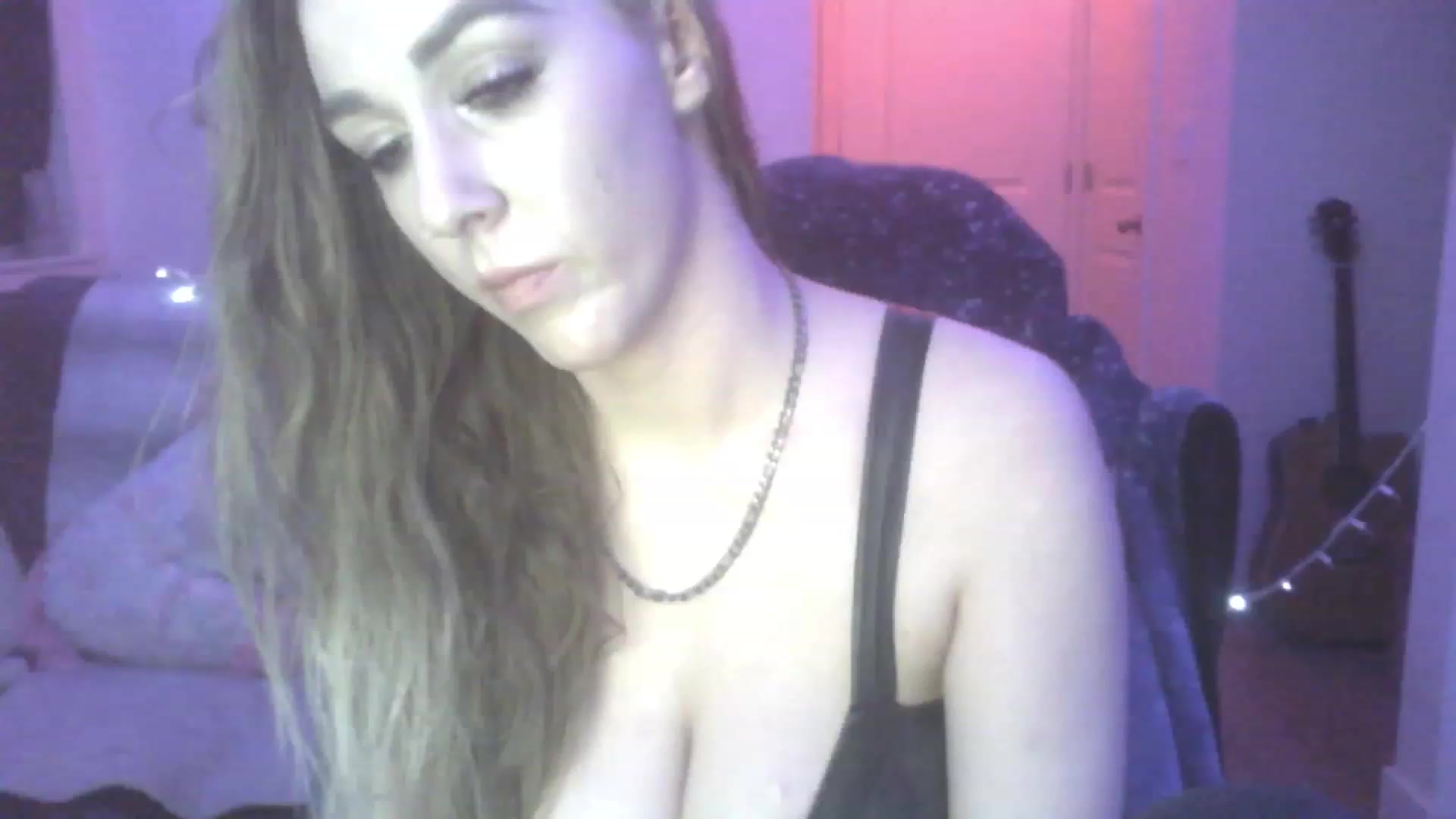 Gallery image thumbnail from ItsRavenRoses's myfreecams stream on, 08/24/2023, 12:14 image 14 of 20