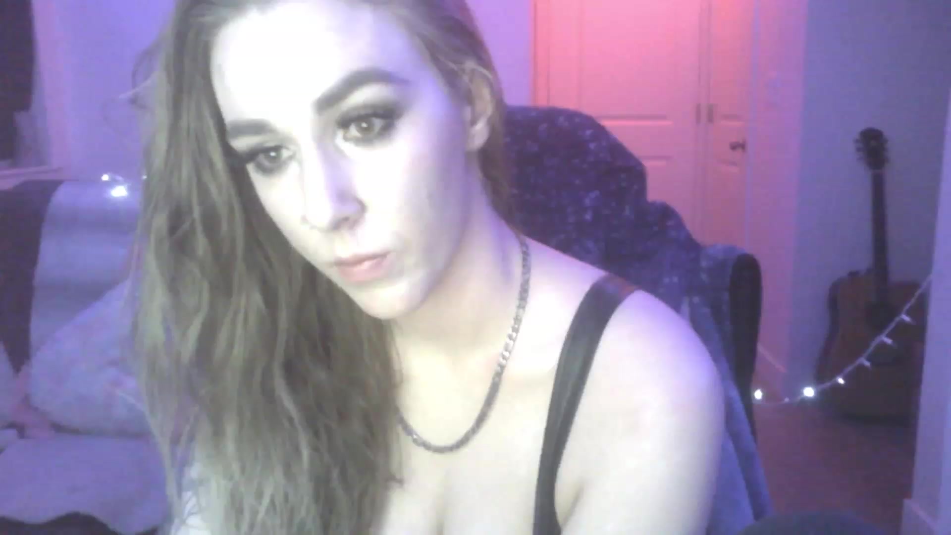 Gallery image thumbnail from ItsRavenRoses's myfreecams stream on, 08/24/2023, 12:14 image 13 of 20