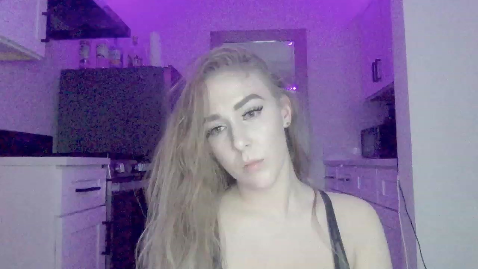 Gallery image thumbnail from ItsRavenRoses's myfreecams stream on, 10/05/2023, 06:38 image 5 of 20