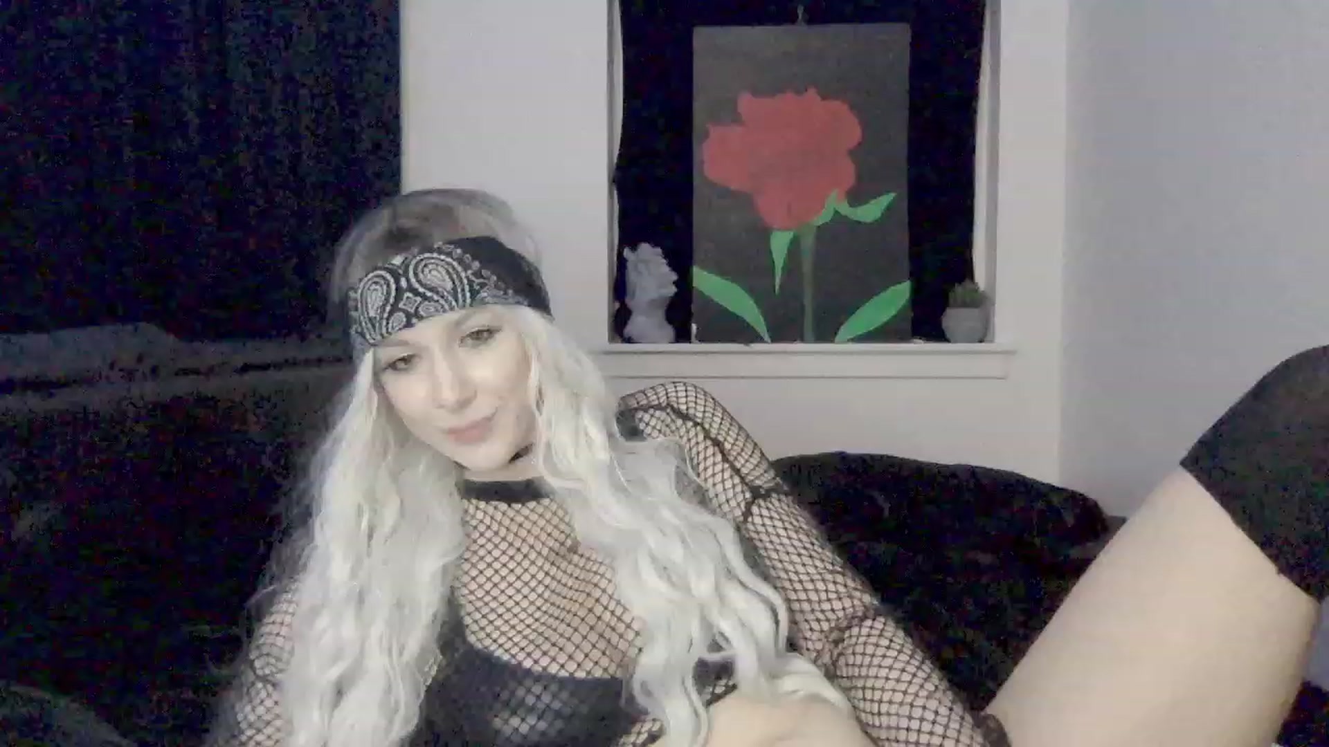 Gallery image thumbnail from ItsRavenRoses's myfreecams stream on, 10/24/2023, 11:08 image 4 of 20