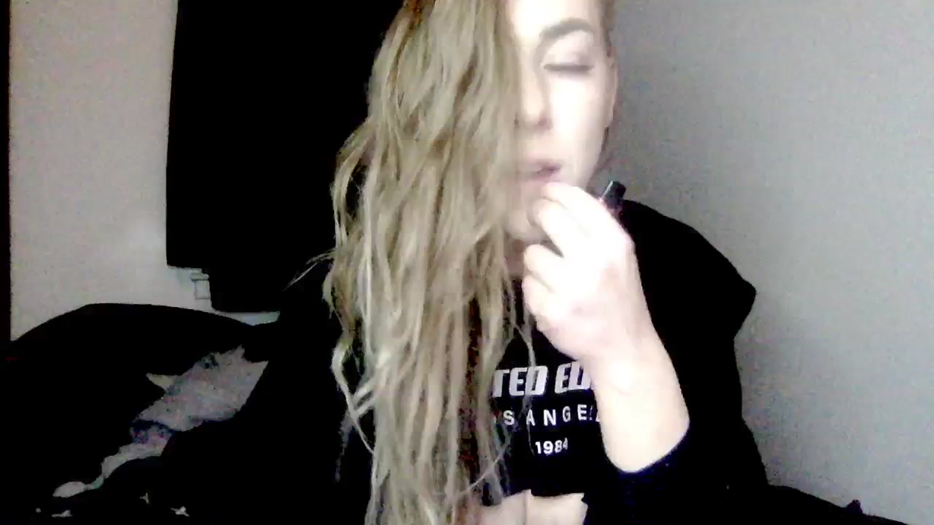 Gallery image thumbnail from ItsRavenRoses's myfreecams stream on, 02/04/2024, 14:21 image 19 of 20
