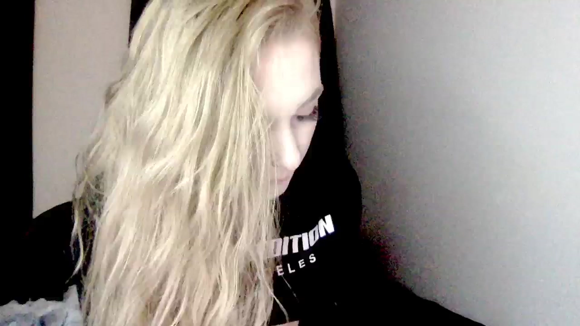 Gallery image thumbnail from ItsRavenRoses's myfreecams stream on, 02/04/2024, 14:21 image 1 of 20