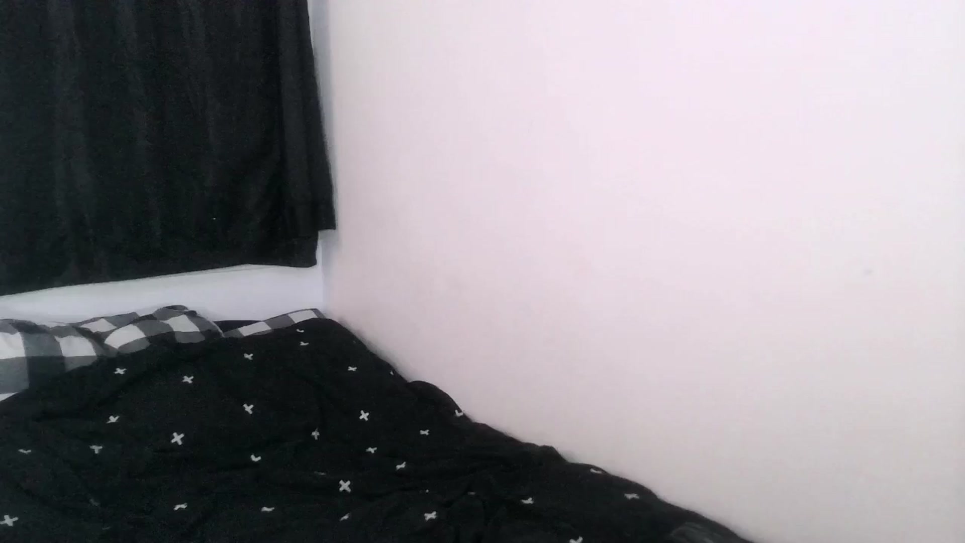 Gallery image thumbnail from ItsRavenRoses's myfreecams stream on, 05/26/2024, 22:07 image 3 of 20