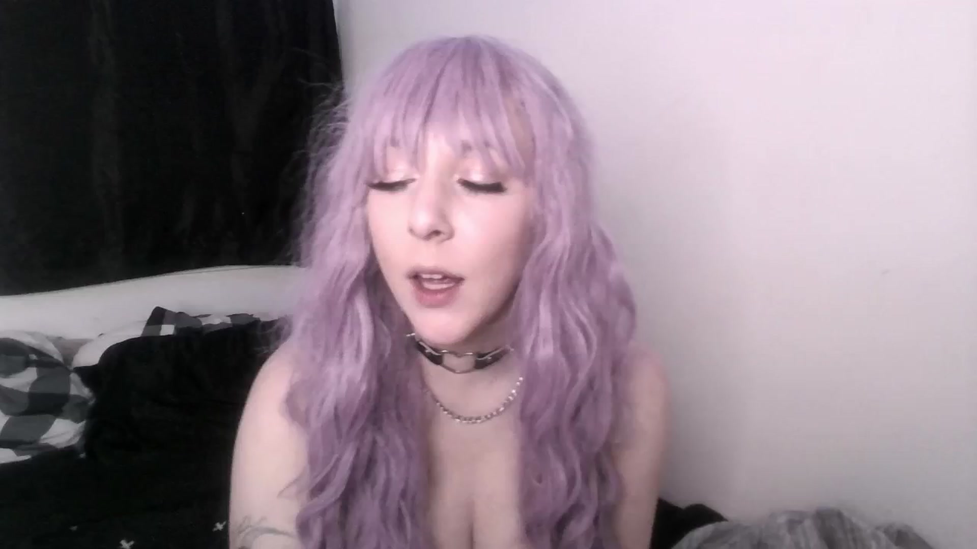 Gallery image thumbnail from ItsRavenRoses's myfreecams stream on, 05/30/2024, 24:01 image 13 of 20