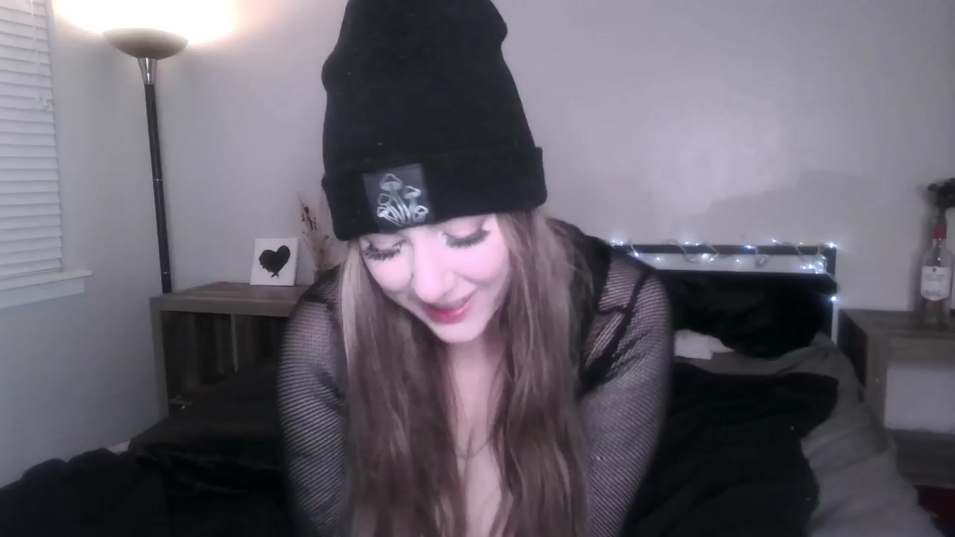 Gallery image thumbnail from ItsRavenRoses's myfreecams stream on, 09/24/2024, 08:10 image 2 of 20