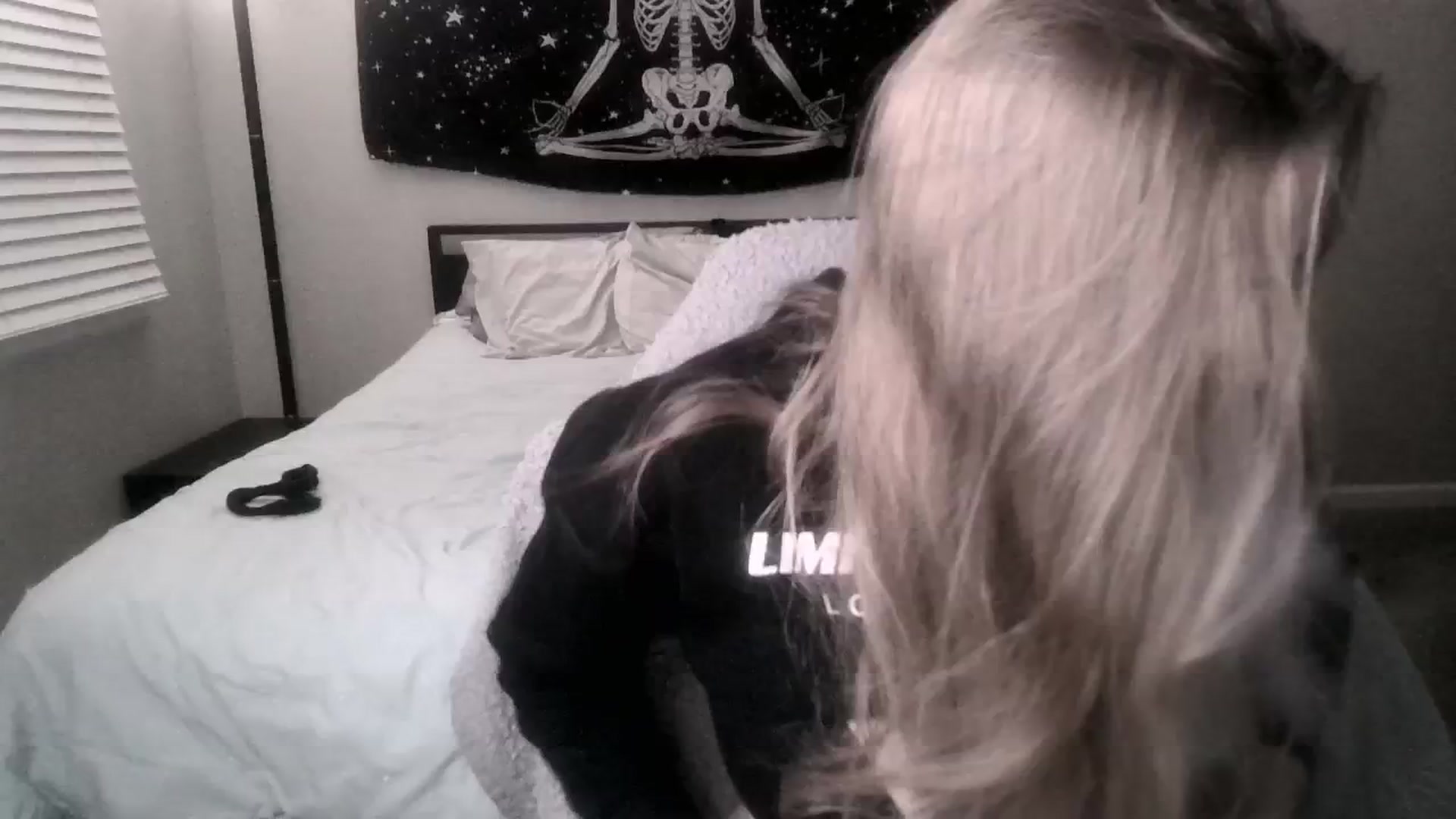 Gallery image thumbnail from ItsRavenRoses's myfreecams stream on, 01/30/2025, 10:00 image 18 of 20