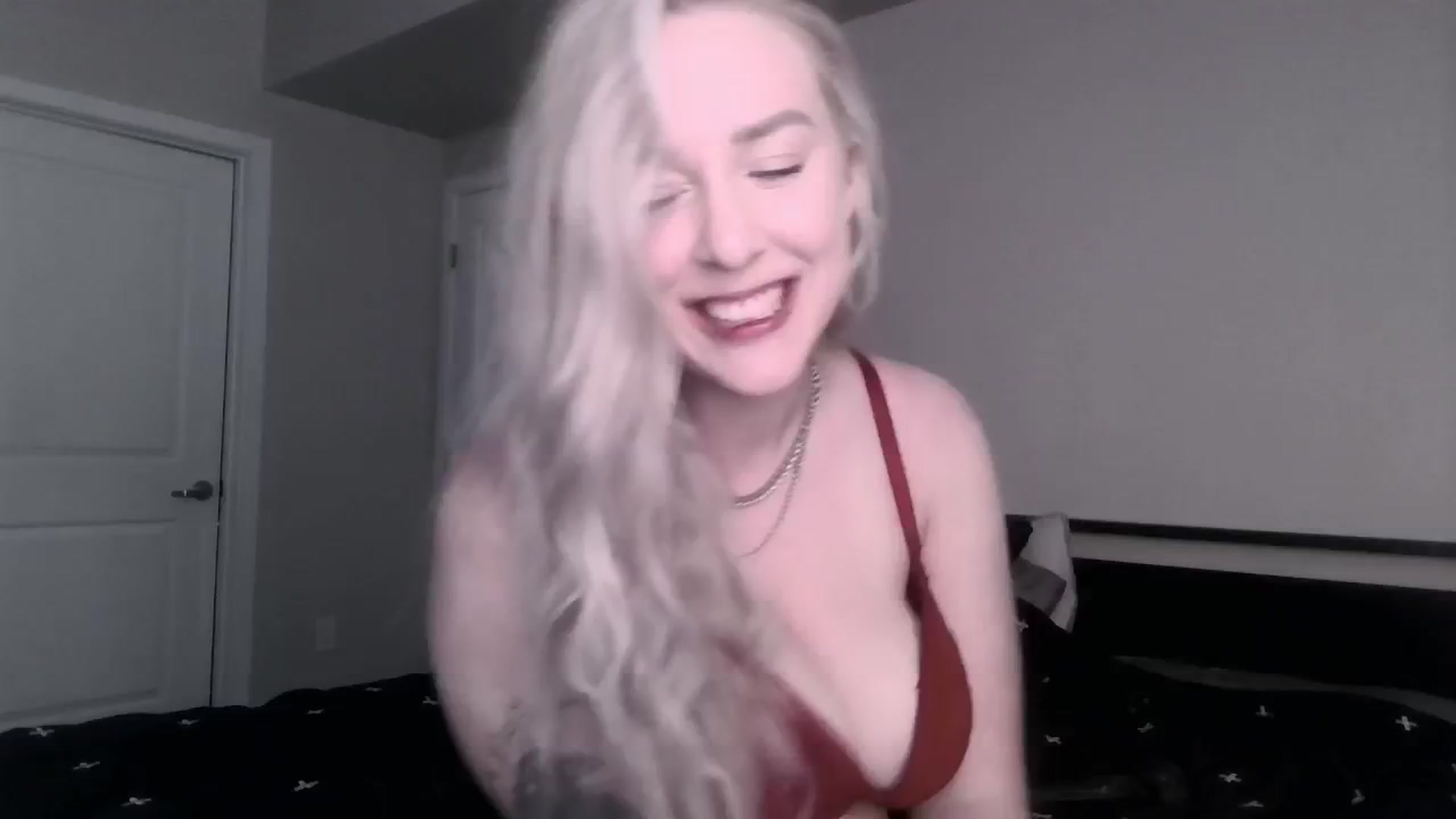 Gallery image thumbnail from ItsRavenRoses's myfreecams stream on, 06/05/2025, 05:19 image 13 of 20