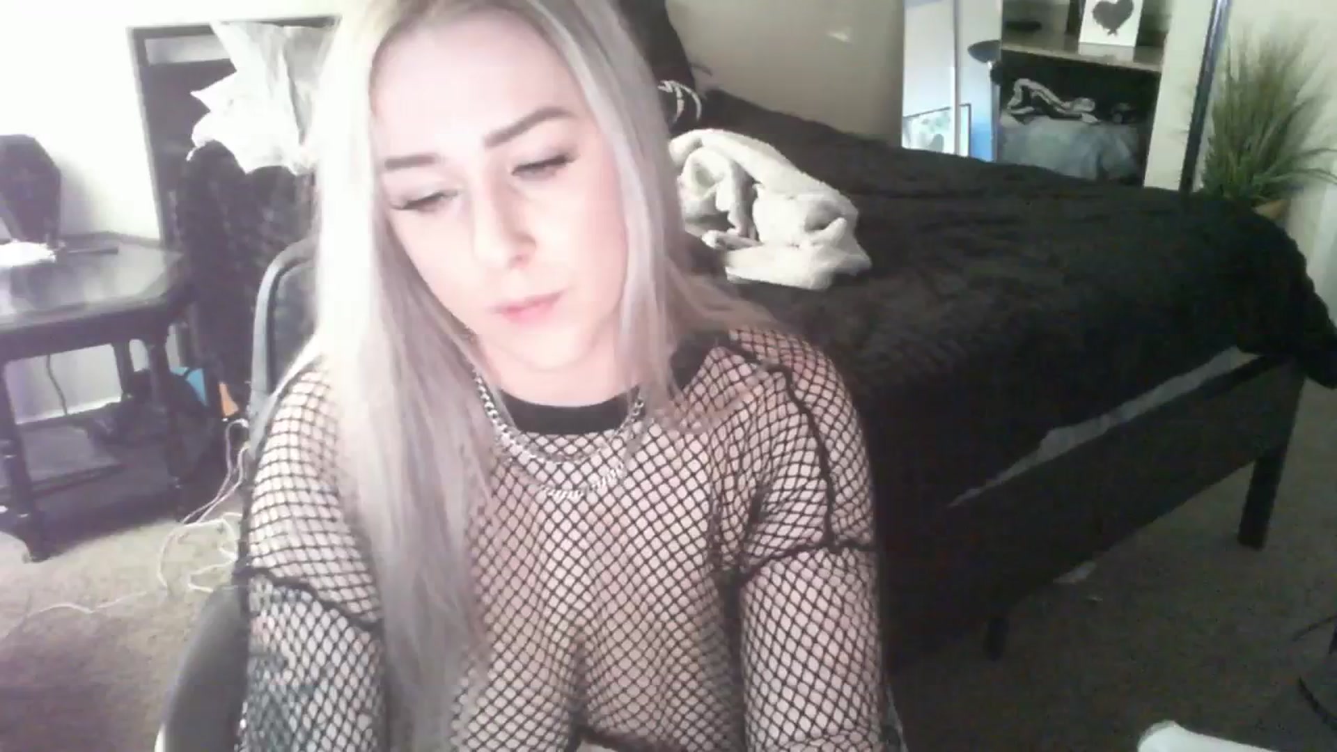 Gallery image thumbnail from ItsRavenRoses's myfreecams stream on, 03/09/2026, 01:27 image 7 of 20