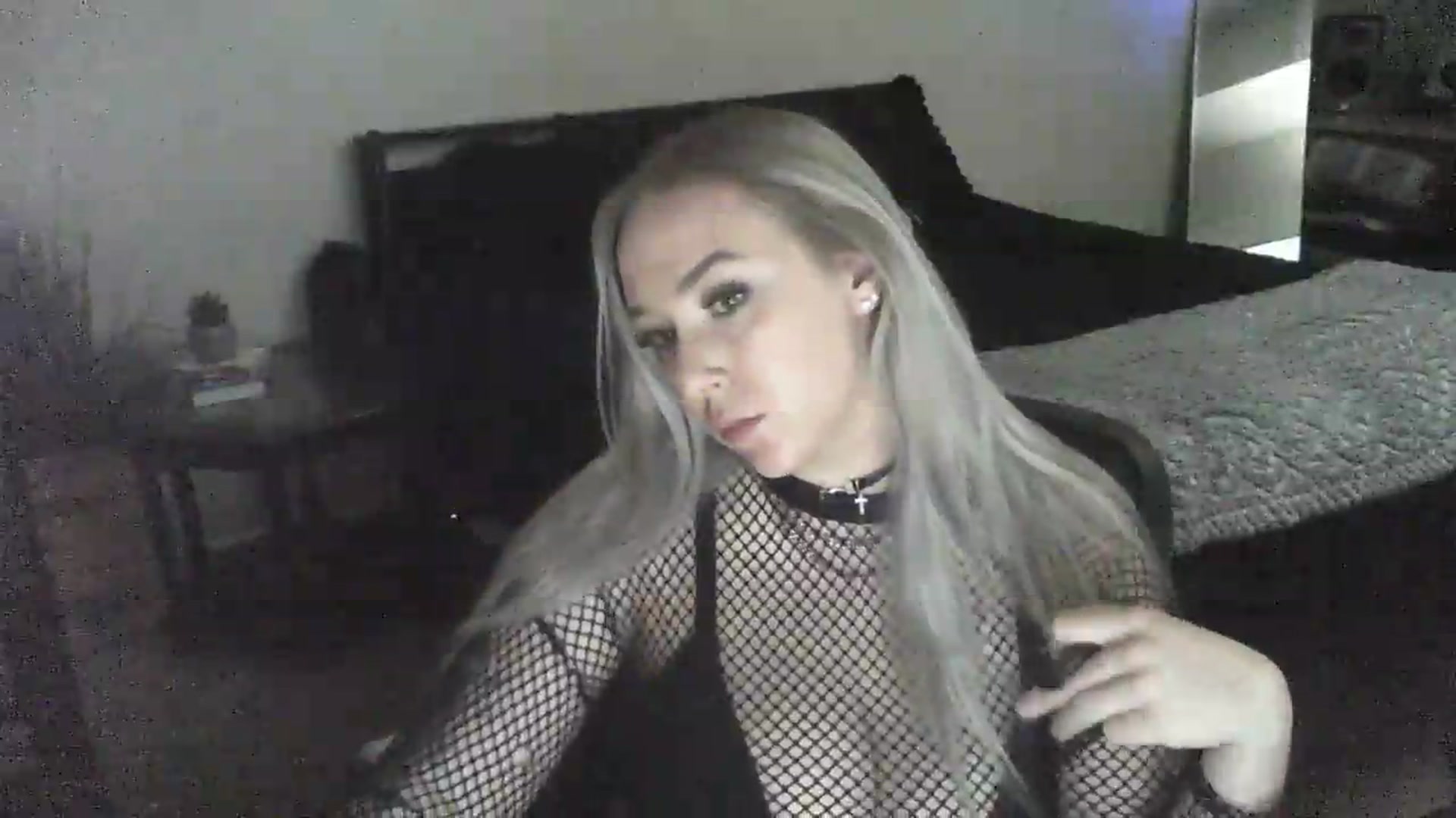 Gallery image thumbnail from ItsRavenRoses's myfreecams stream on, 04/27/2026, 07:42 image 9 of 20
