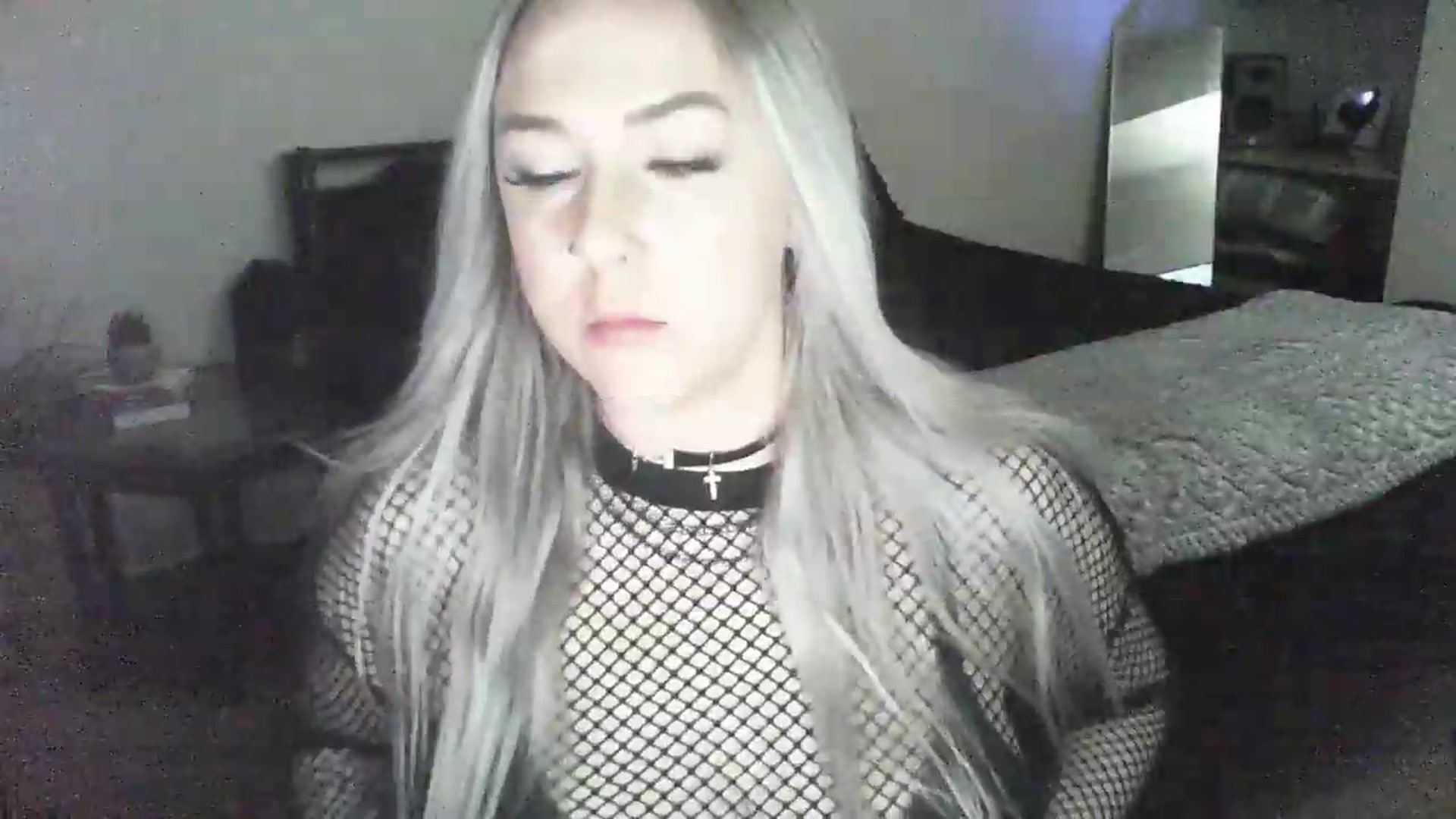Gallery image thumbnail from ItsRavenRoses's myfreecams stream on, 04/27/2026, 07:42 image 2 of 20