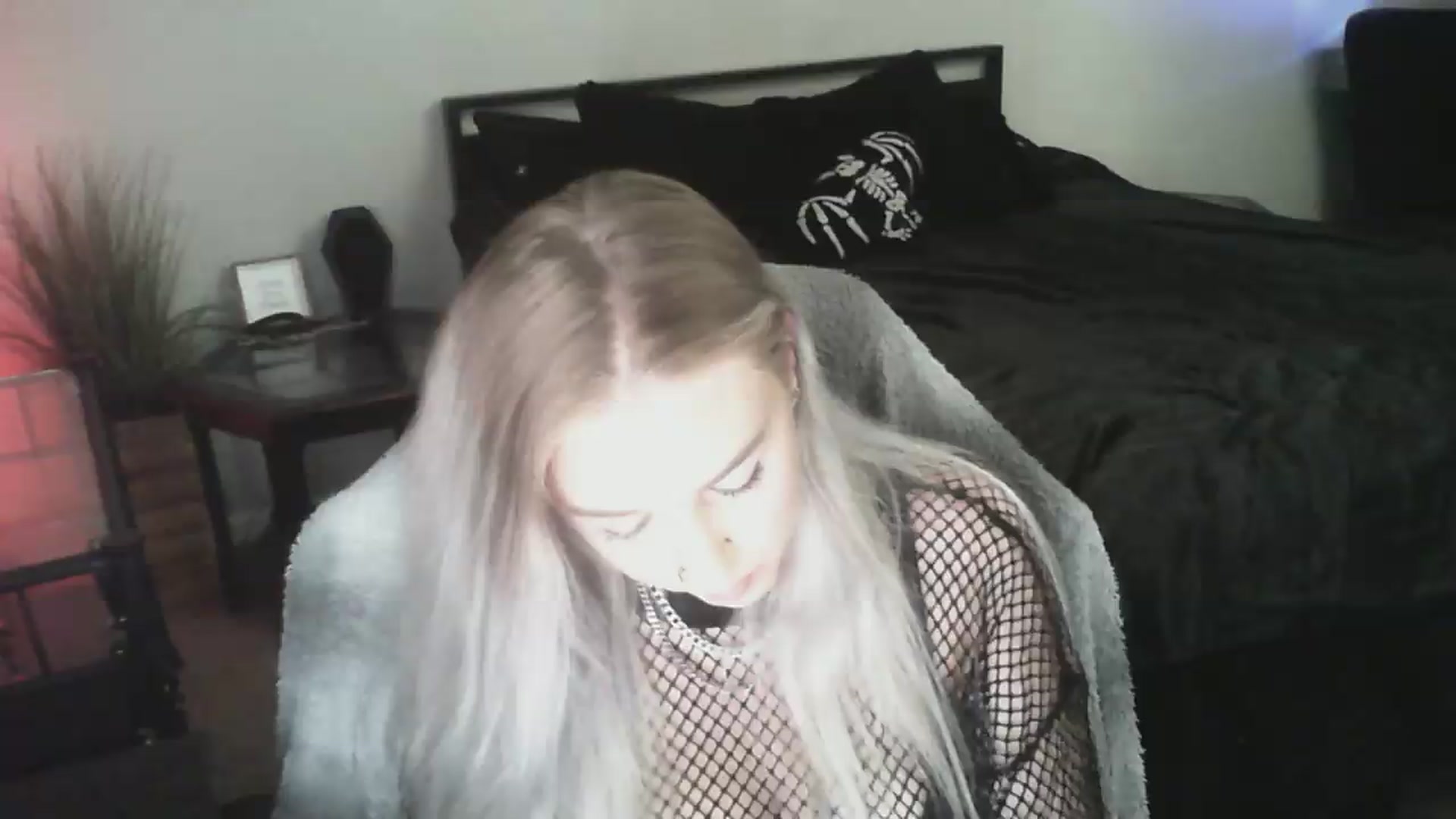 Gallery image thumbnail from ItsRavenRoses's myfreecams stream on, 06/23/2026, 05:52 image 14 of 20