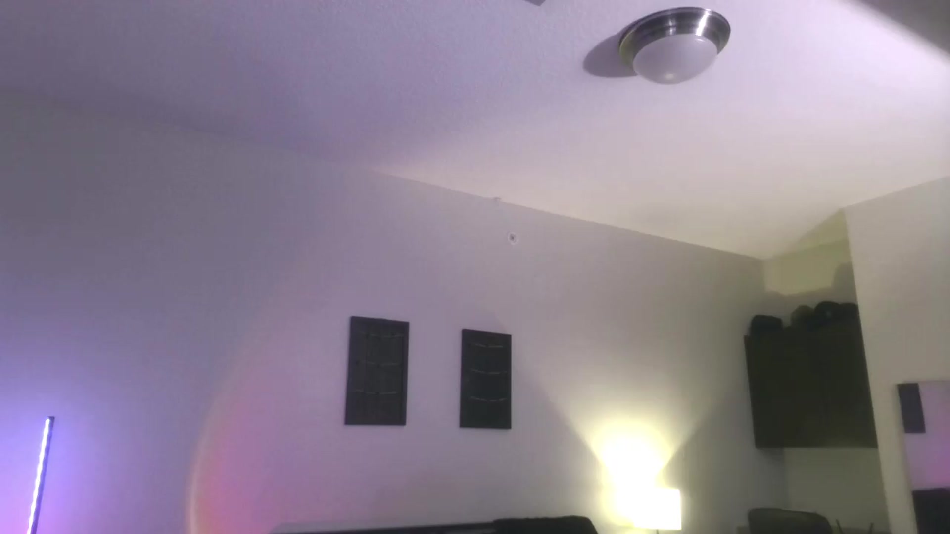 Gallery image thumbnail from ItsRavenRoses's myfreecams stream on, 06/25/2026, 09:14 image 6 of 20