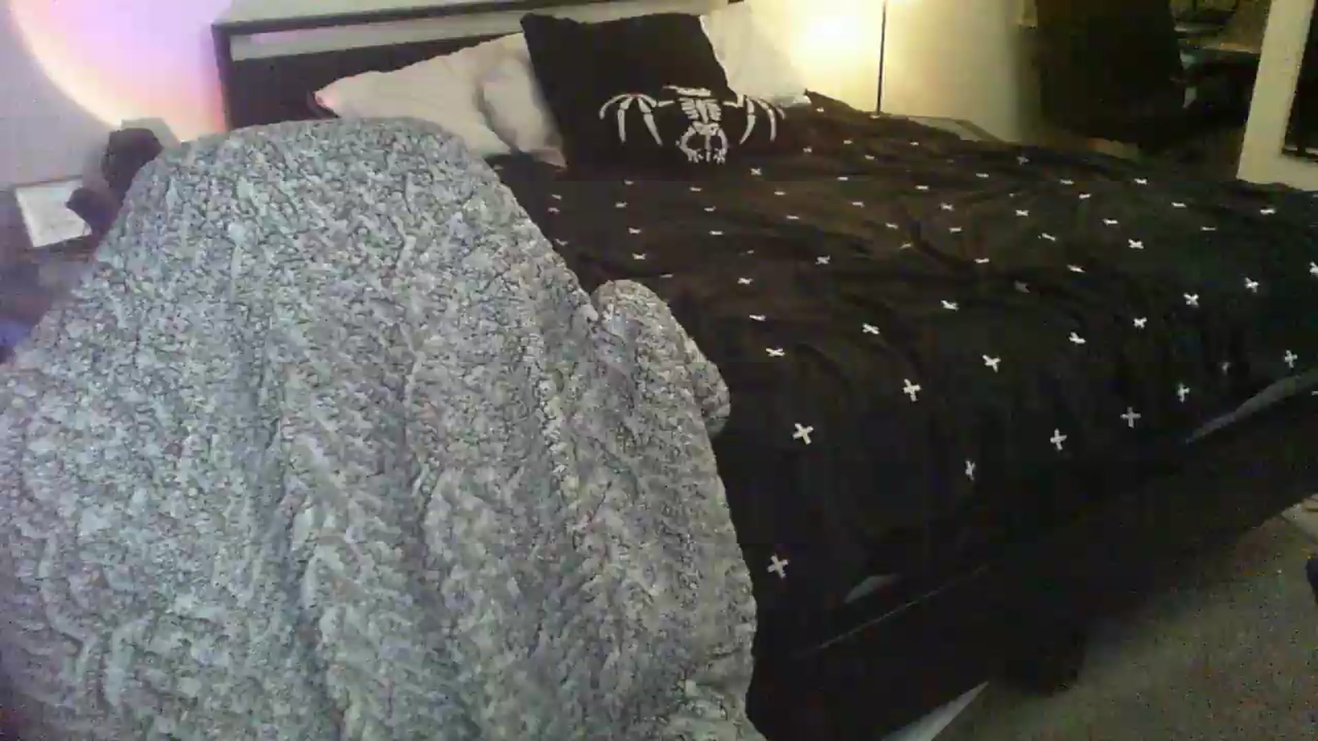 Gallery image thumbnail from ItsRavenRoses's myfreecams stream on, 06/27/2026, 06:32 image 7 of 20