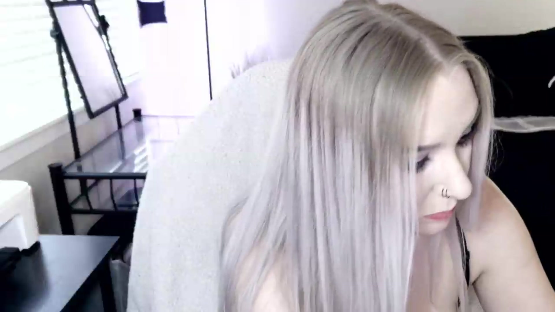 Gallery image thumbnail from ItsRavenRoses's myfreecams stream on, 07/26/2026, 13:51 image 12 of 20