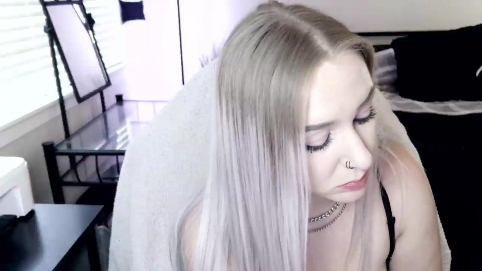 Gallery image thumbnail from ItsRavenRoses's myfreecams stream on, 07/26/2026, 13:51 image 13 of 20