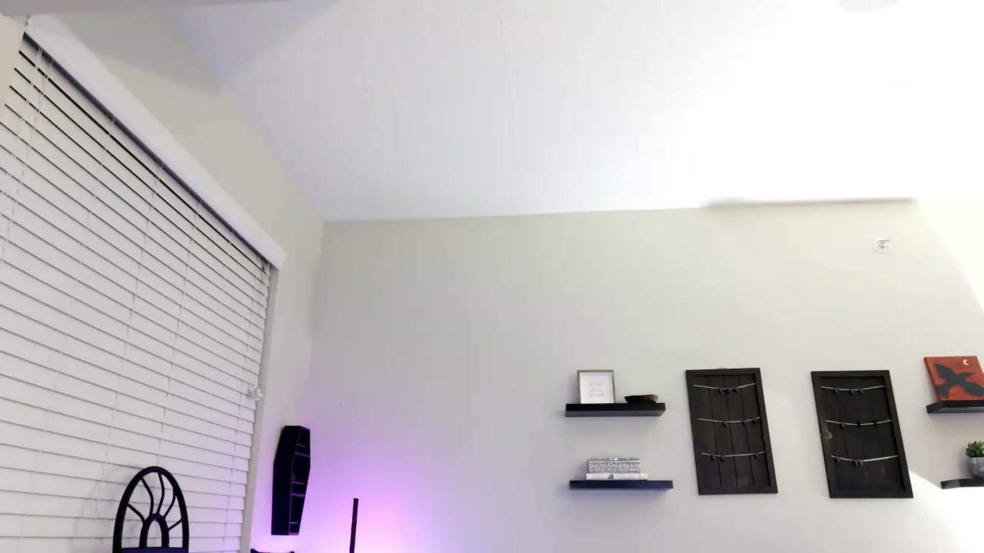 Gallery image thumbnail from ItsRavenRoses's myfreecams stream on, 08/02/2026, 05:20 image 19 of 20
