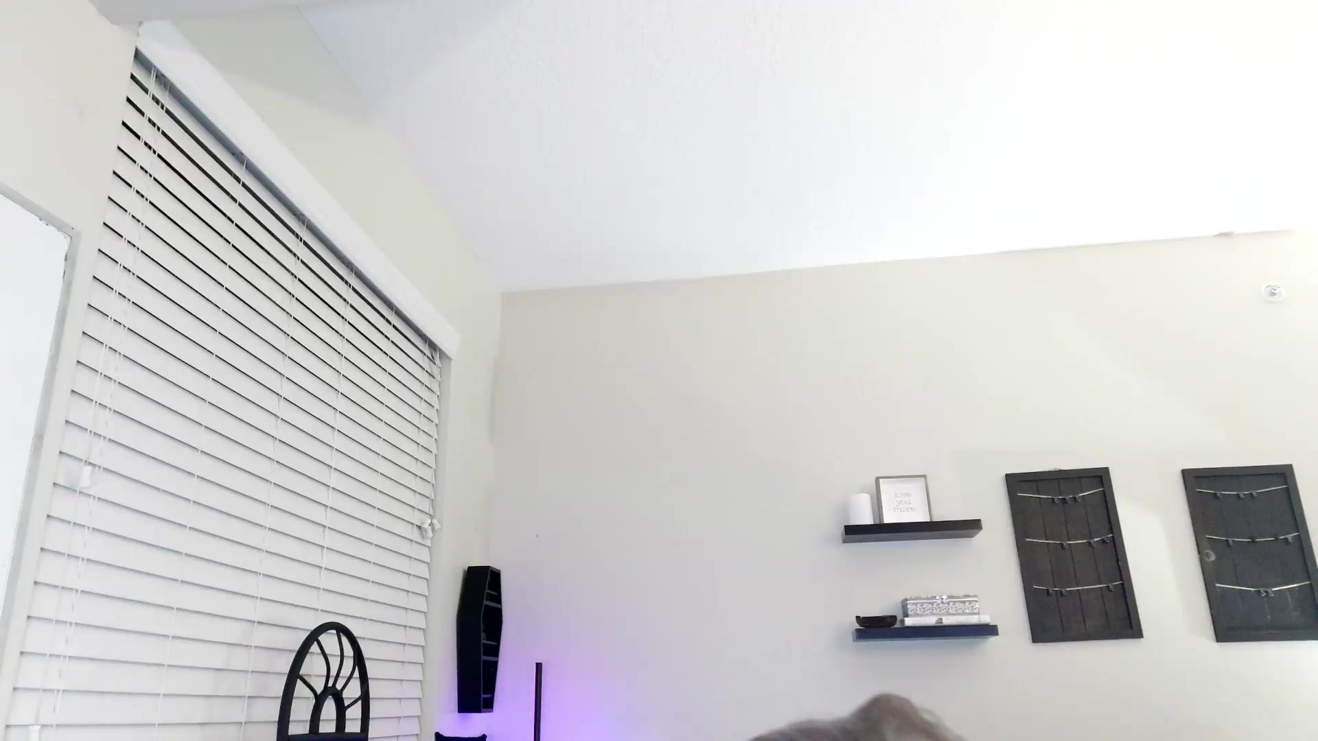 Gallery image thumbnail from ItsRavenRoses's myfreecams stream on, 08/28/2026, 08:04 image 19 of 20