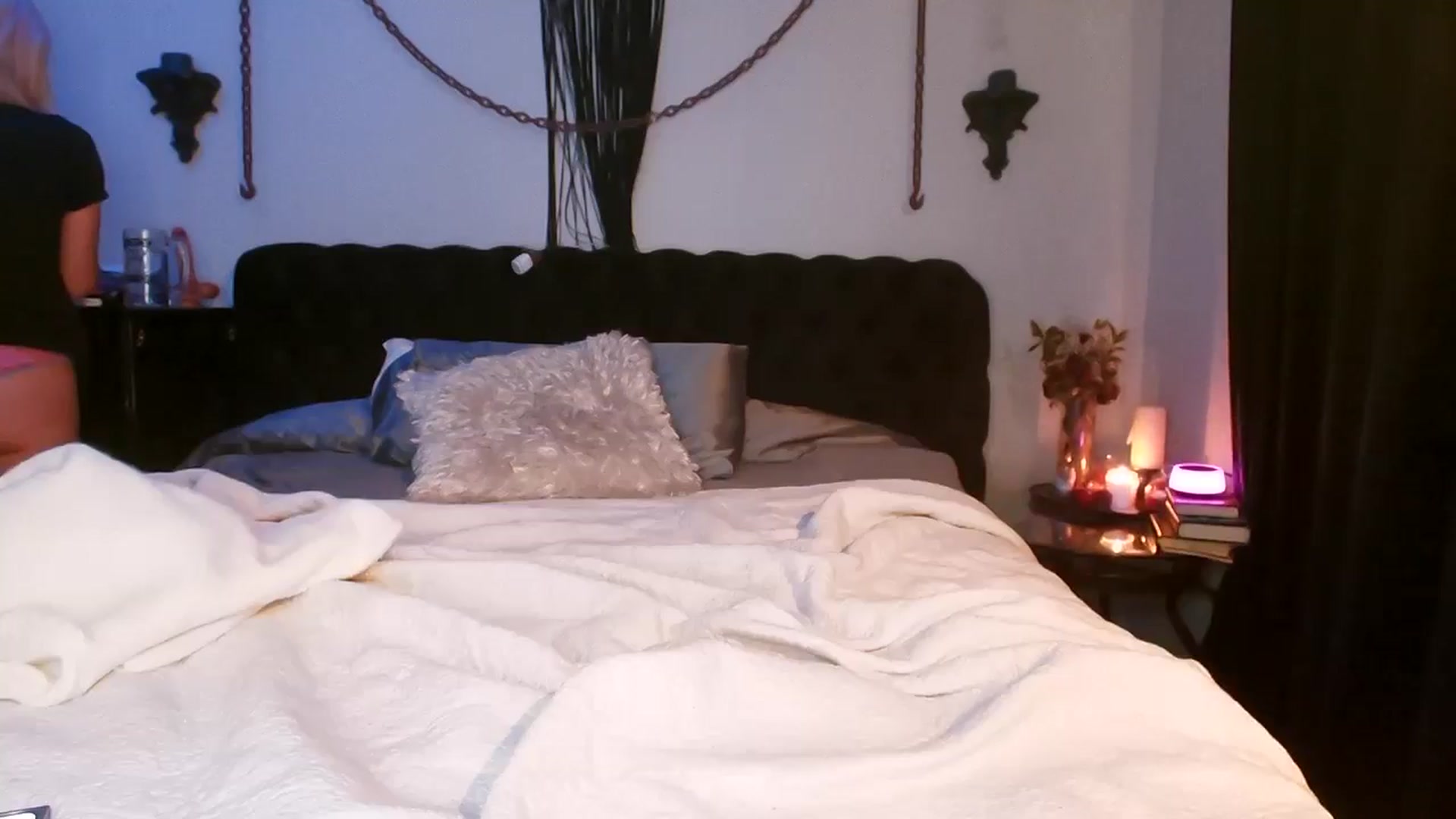 Gallery image thumbnail from ItsRoseRyder's myfreecams stream on, 11/06/2024, 13:29 image 8 of 20