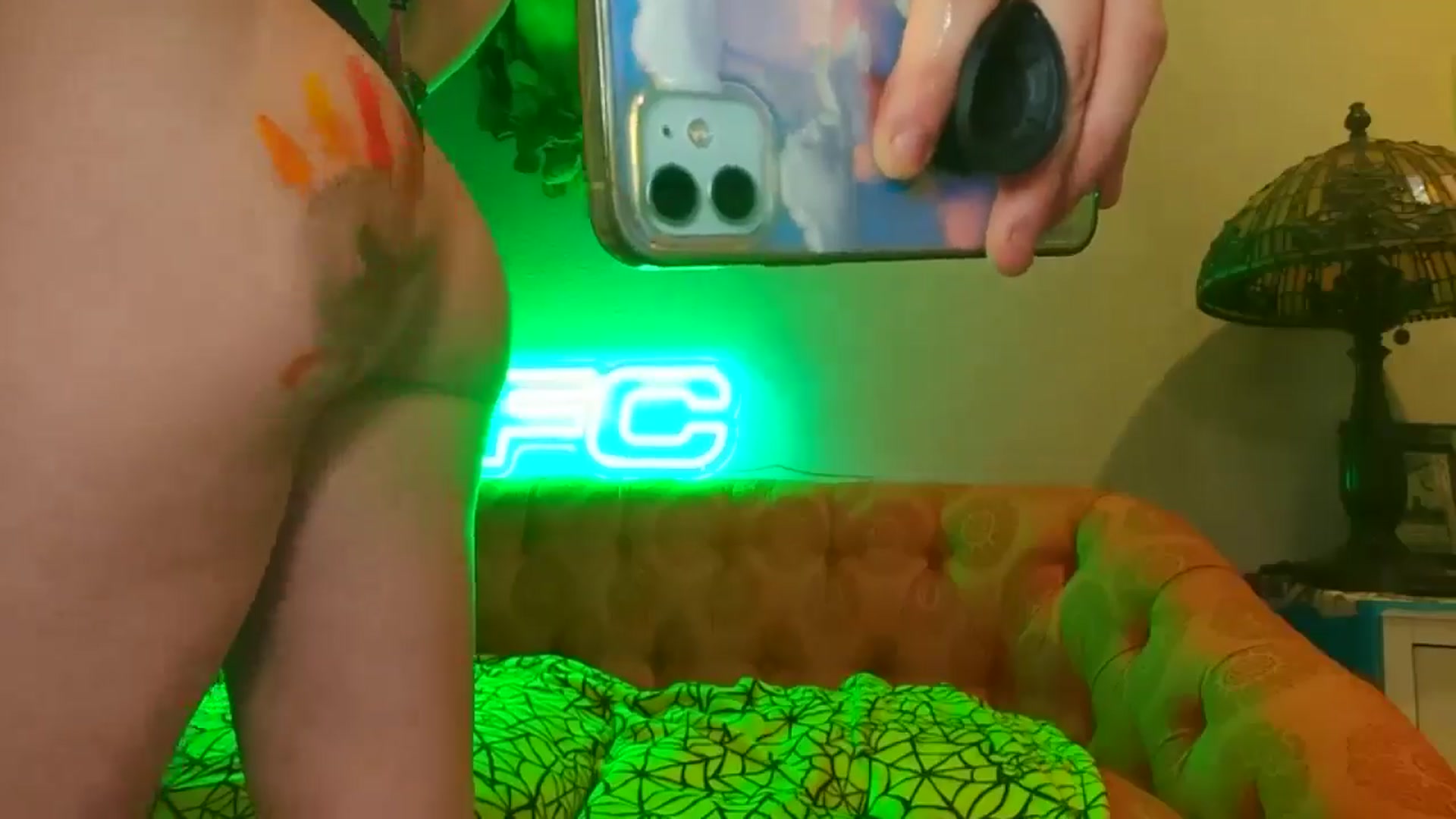 Gallery image thumbnail from ItsRoseRyder's myfreecams stream on, 11/28/2024, 08:26 image 17 of 20