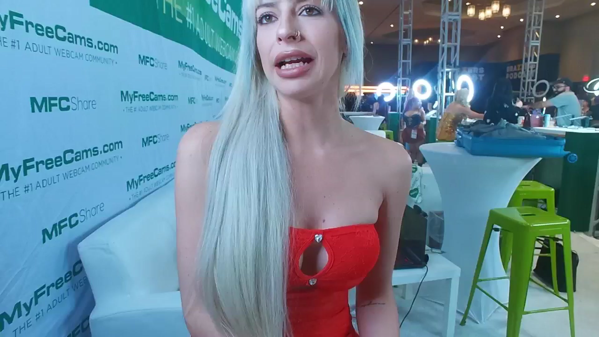 Gallery image thumbnail from ItsRoseRyder's myfreecams stream on, 01/23/2025, 03:03 image 11 of 20