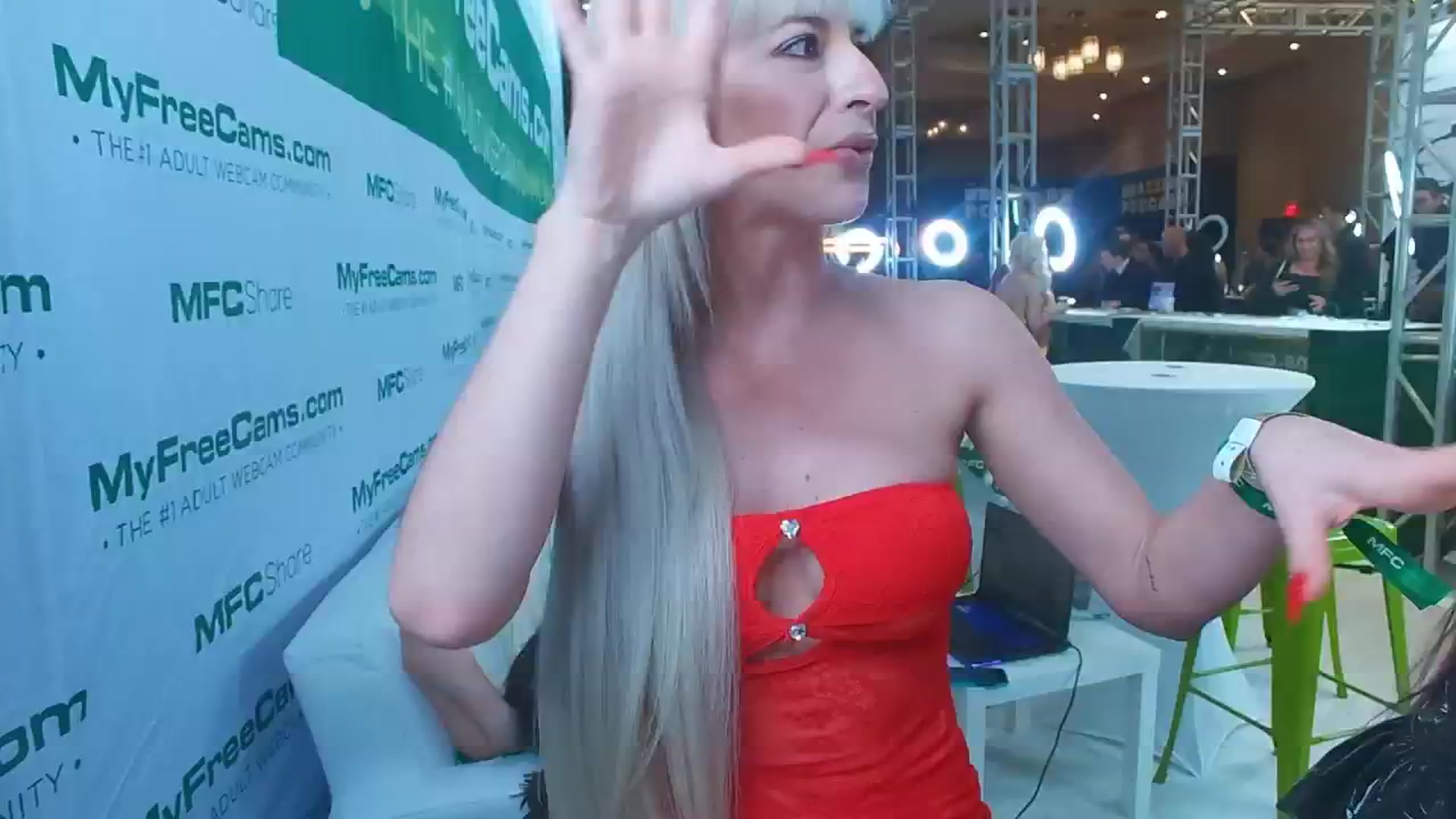 Gallery image thumbnail from ItsRoseRyder's myfreecams stream on, 01/23/2025, 03:48 image 3 of 20
