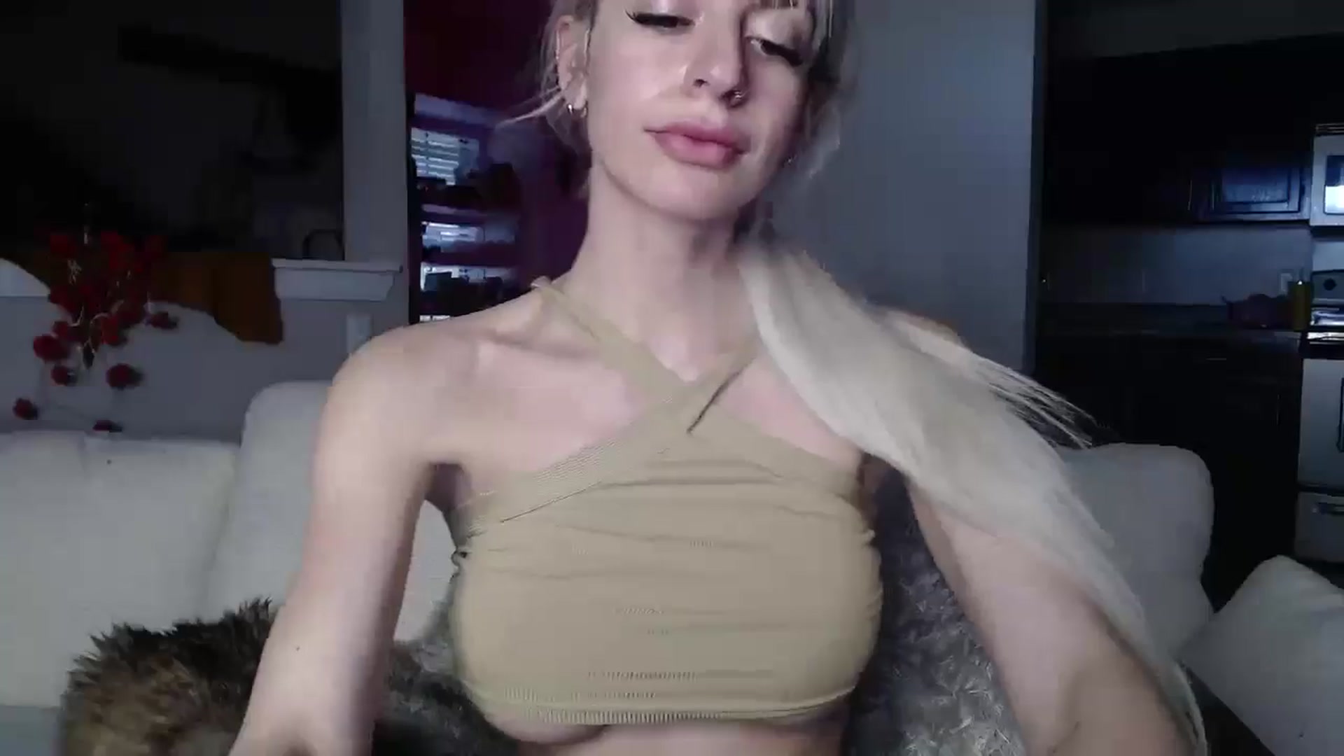 Gallery image thumbnail from ItsRoseRyder's myfreecams stream on, 04/06/2025, 14:56 image 11 of 20