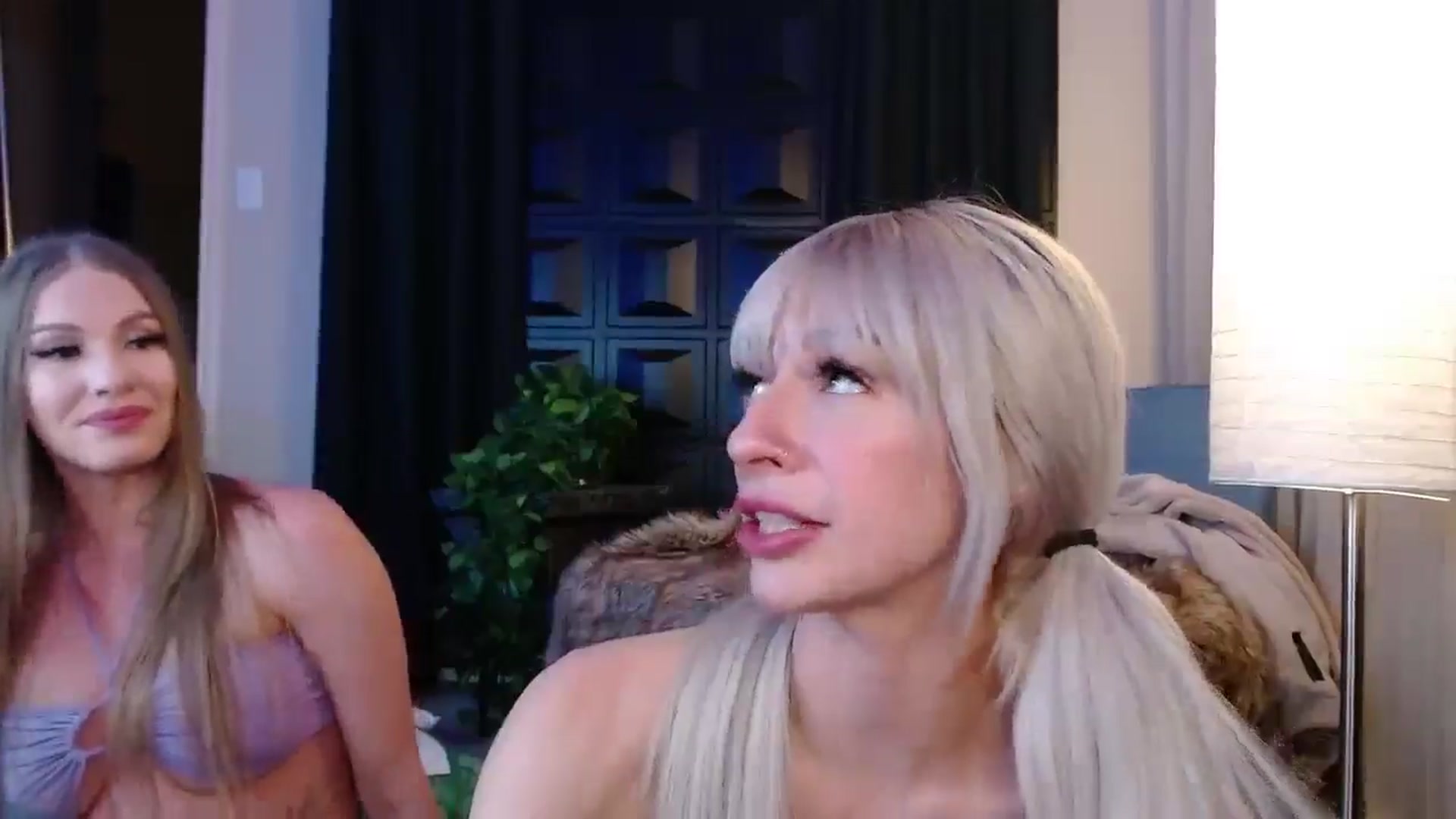 Gallery image thumbnail from ItsRoseRyder's myfreecams stream on, 04/10/2025, 08:44 image 12 of 20