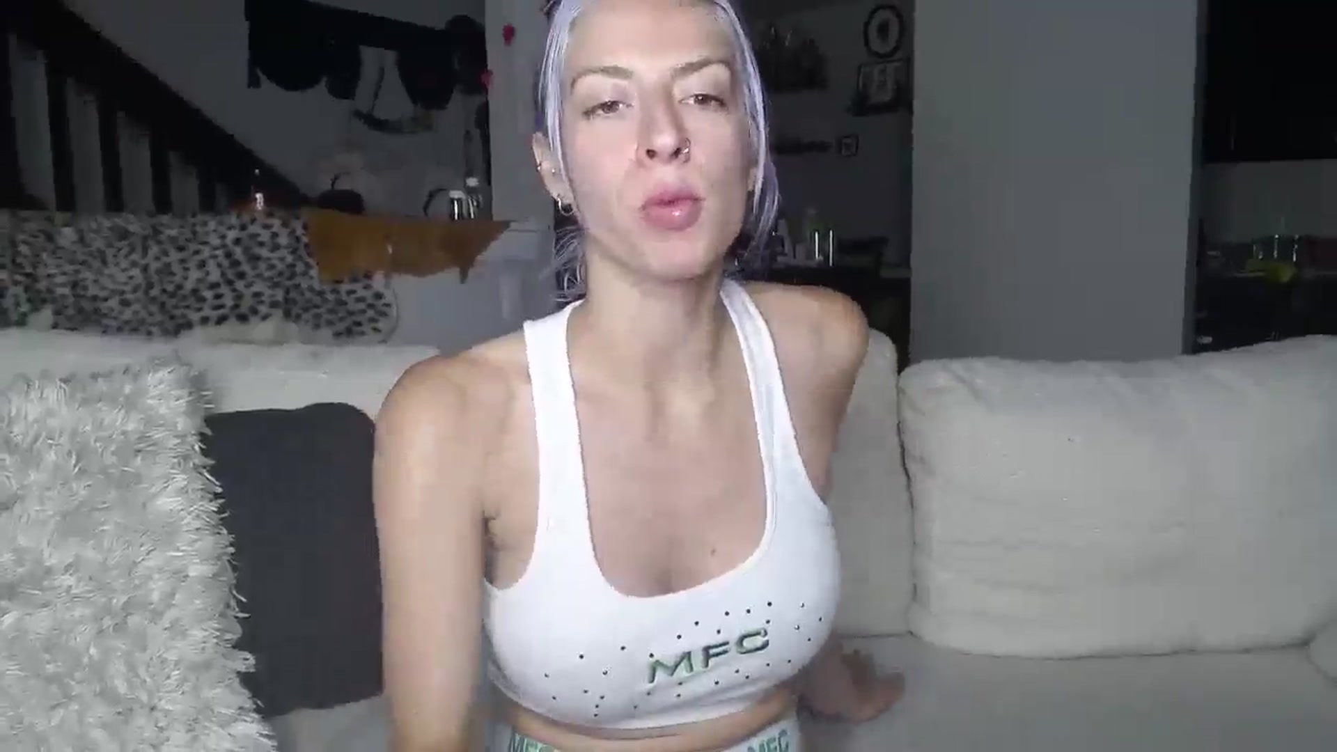 Gallery image thumbnail from ItsRoseRyder's myfreecams stream on, 07/17/2025, 06:20 image 15 of 20