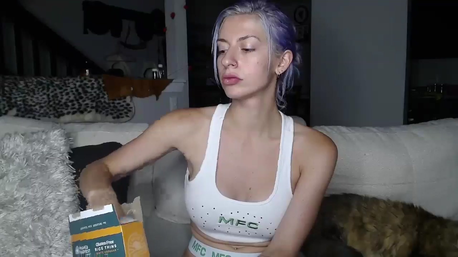 Gallery image thumbnail from ItsRoseRyder's myfreecams stream on, 07/17/2025, 07:23 image 4 of 20