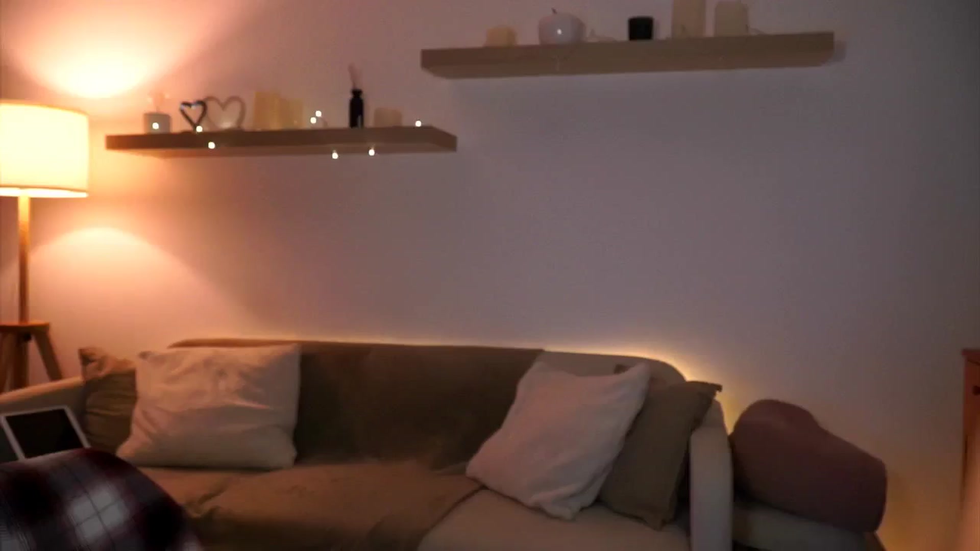Gallery image thumbnail from Its_Ana's myfreecams stream on, 10/20/2024, 20:34 image 7 of 20