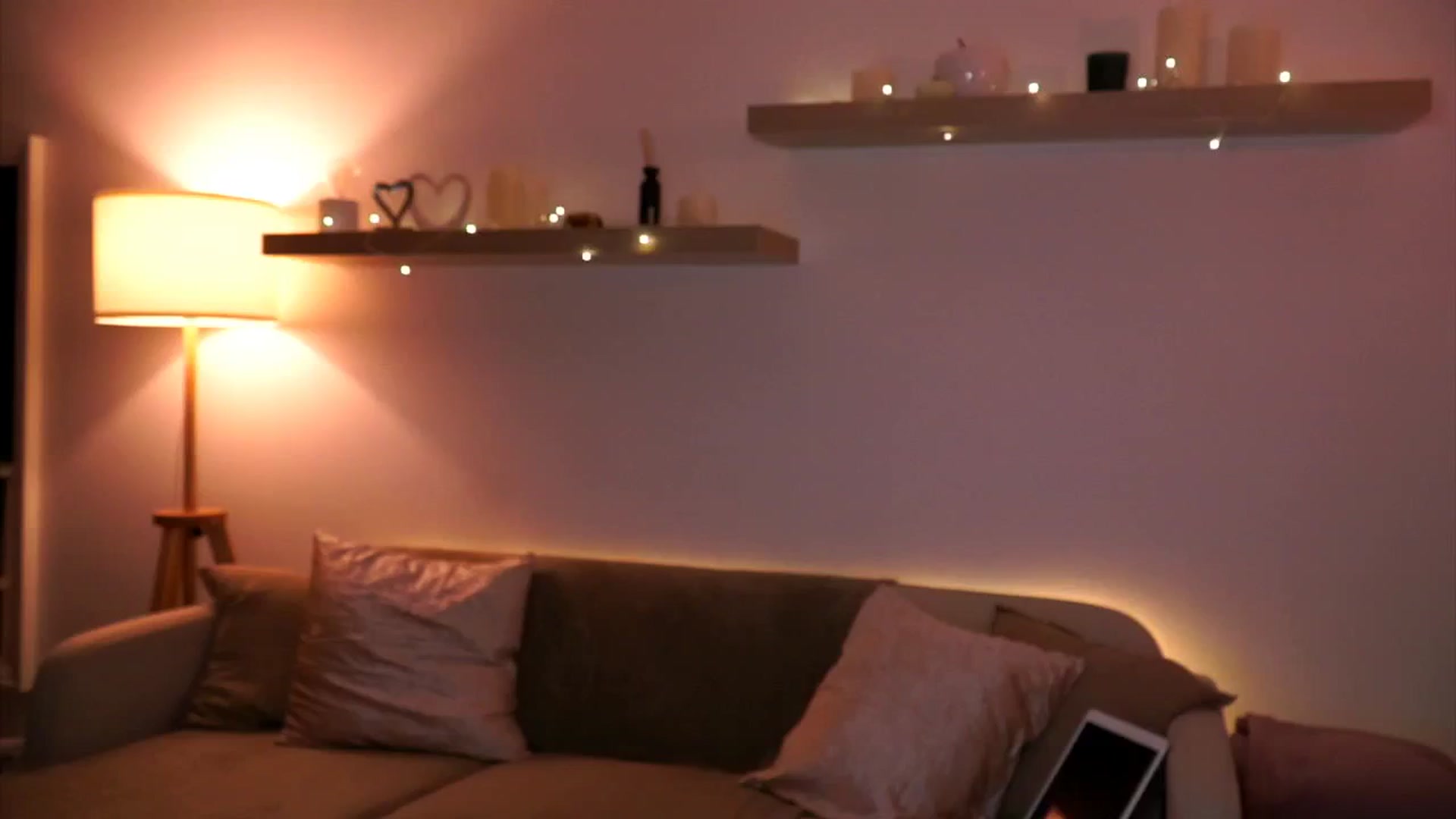 Gallery image thumbnail from Its_Ana's myfreecams stream on, 11/23/2024, 22:36 image 4 of 20