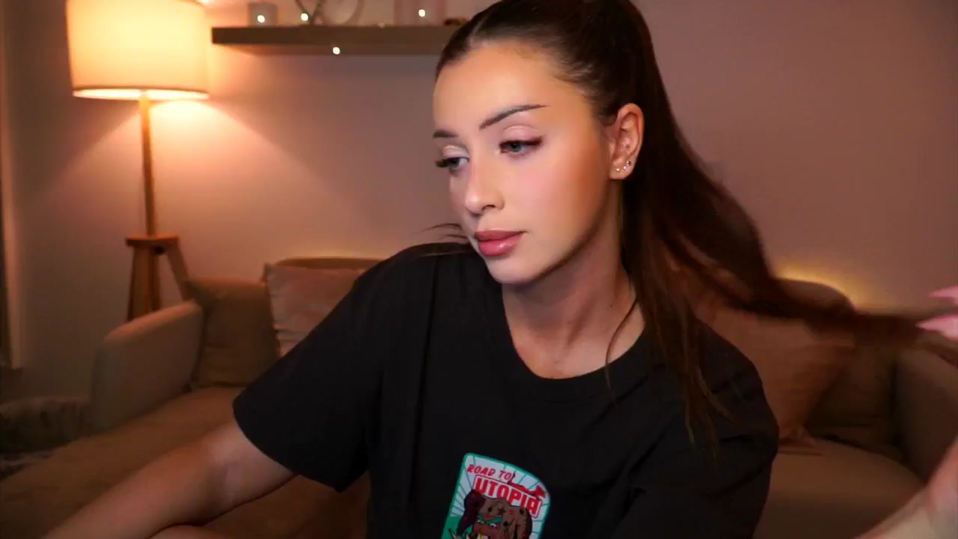 Gallery image thumbnail from Its_Ana's myfreecams stream on, 11/30/2024, 22:14 image 5 of 20