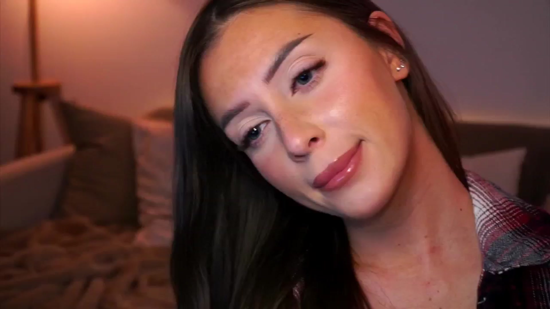 Gallery image thumbnail from Its_Ana's myfreecams stream on, 12/03/2024, 23:03 image 1 of 20