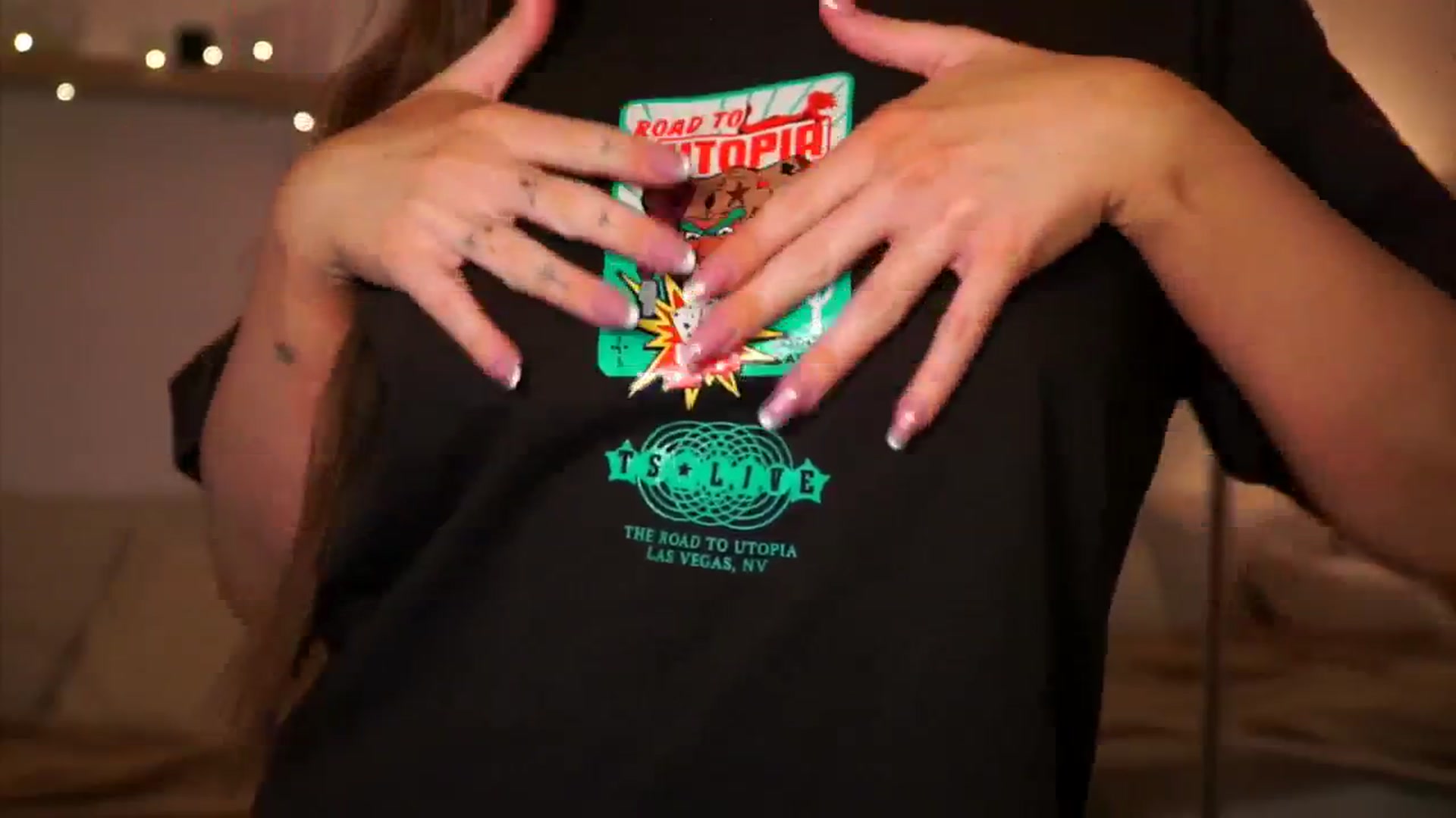 Gallery image thumbnail from Its_Ana's myfreecams stream on, 03/16/2025, 22:02 image 6 of 20