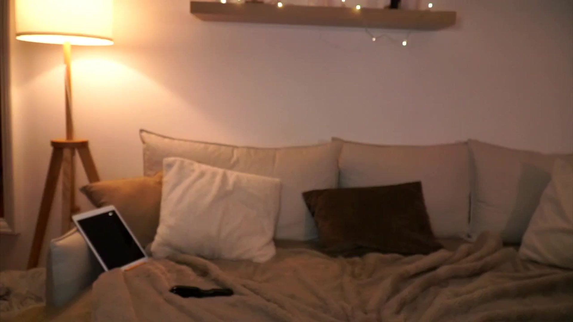 Gallery image thumbnail from Its_Ana's myfreecams stream on, 03/27/2025, 22:27 image 11 of 20