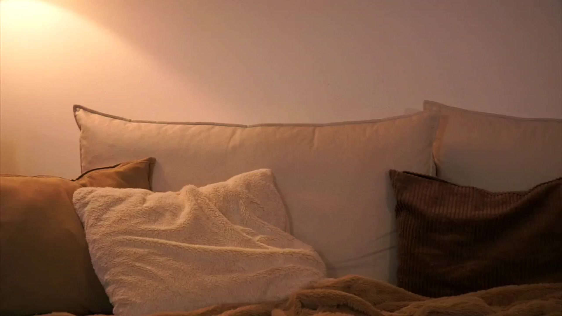 Gallery image thumbnail from Its_Ana's myfreecams stream on, 04/12/2025, 23:31 image 19 of 20